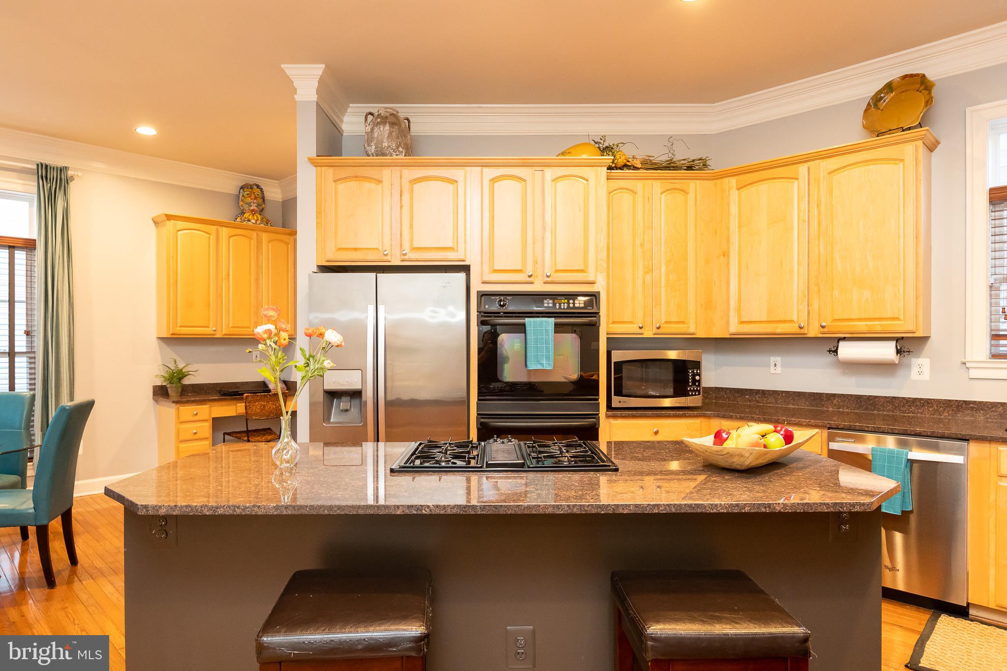 KING FARM WATKINS POND - Residential