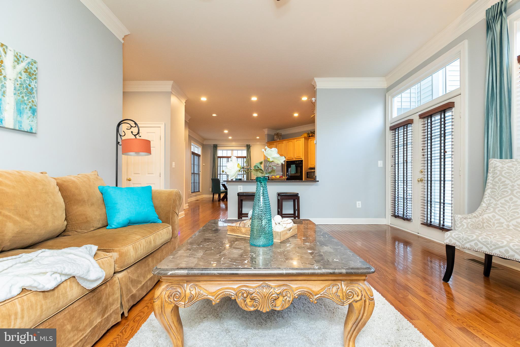 KING FARM WATKINS POND - Residential