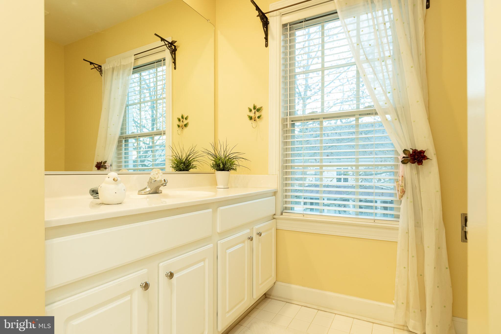 KING FARM WATKINS POND - Residential