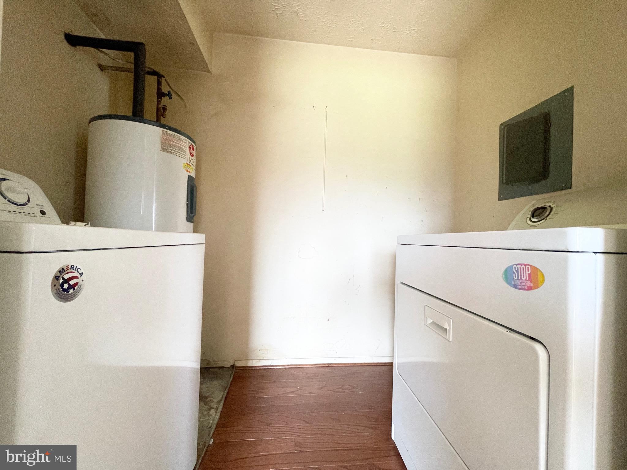 AMBERTOWNE - Residential