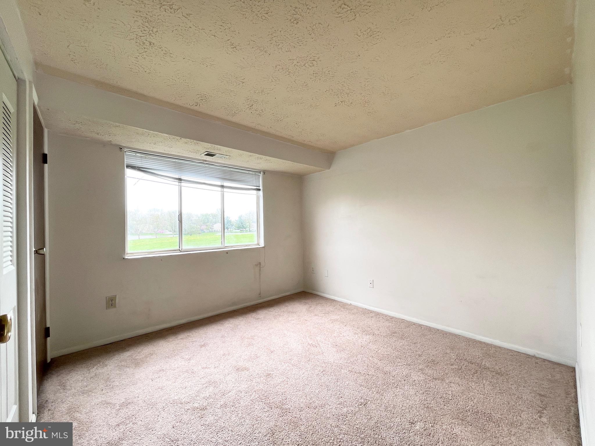 AMBERTOWNE - Residential