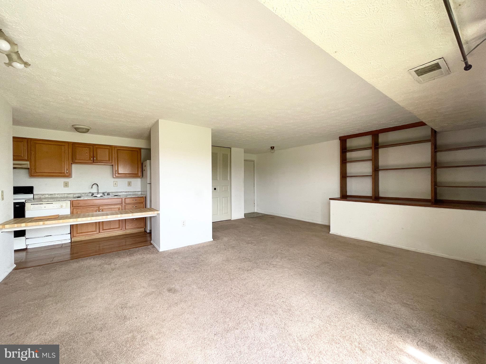 AMBERTOWNE - Residential