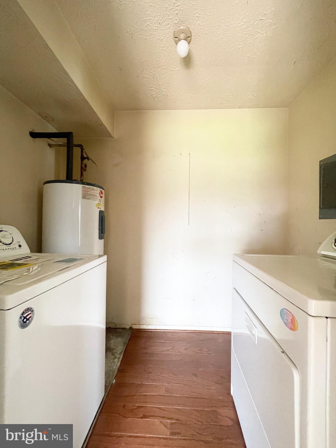 AMBERTOWNE - Residential