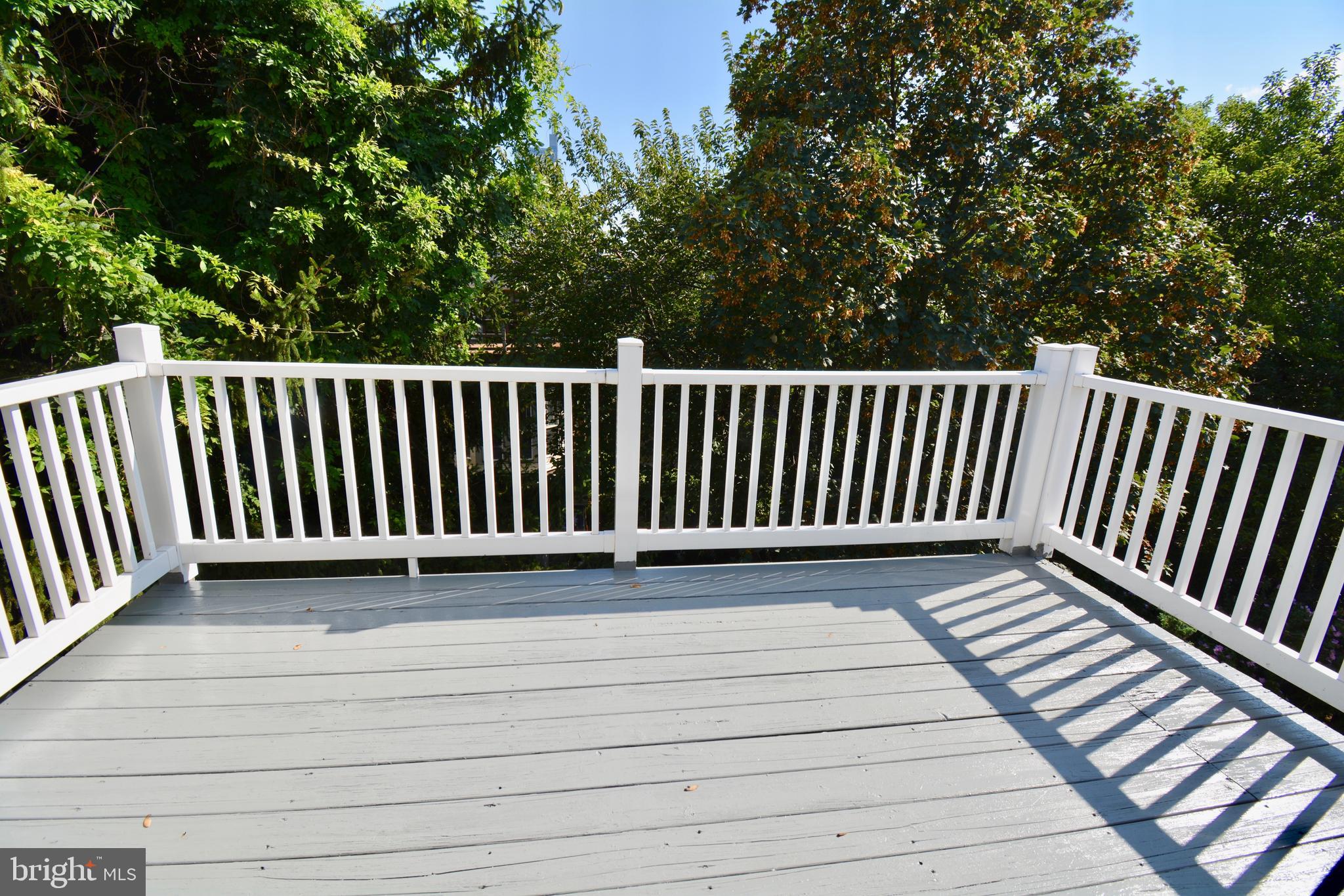 FAIRMOUNT - Residential Lease