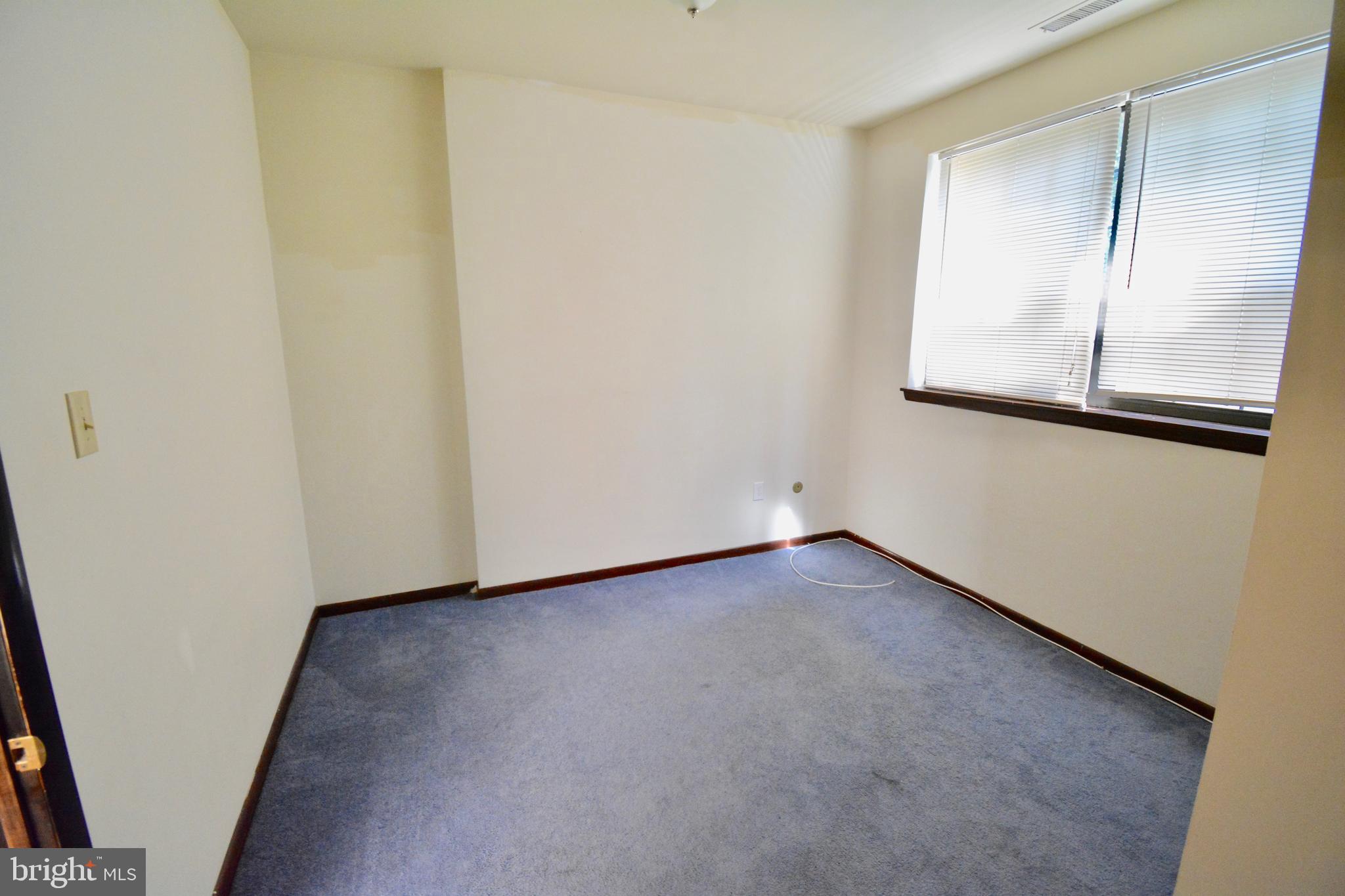 FAIRMOUNT - Residential Lease