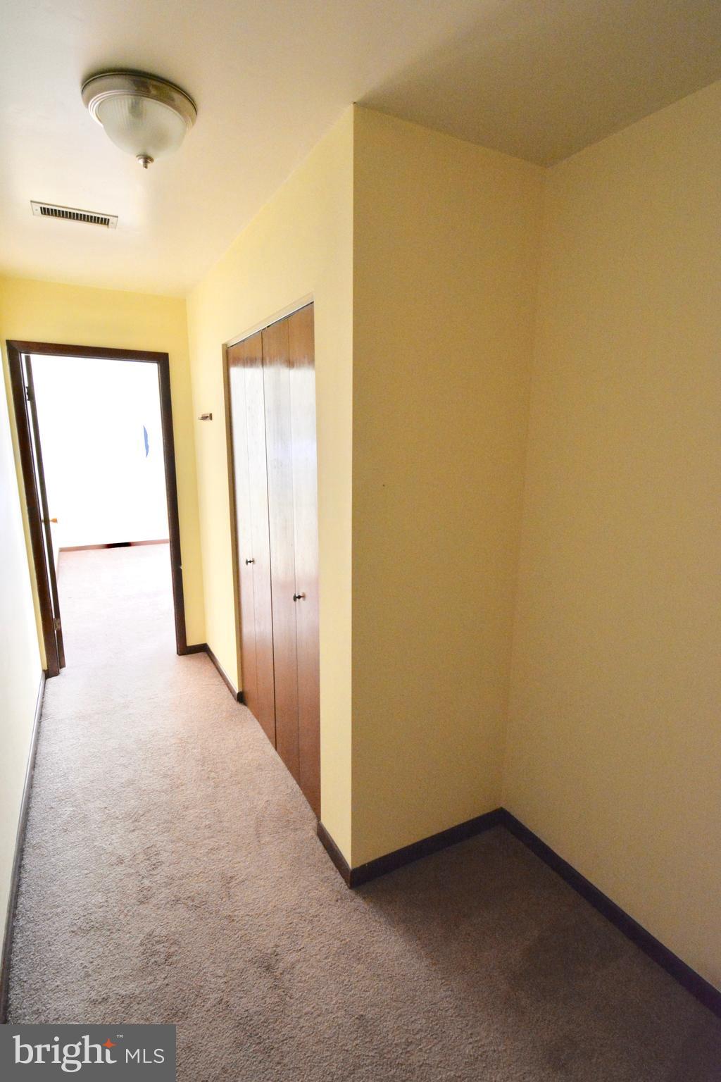 FAIRMOUNT - Residential Lease