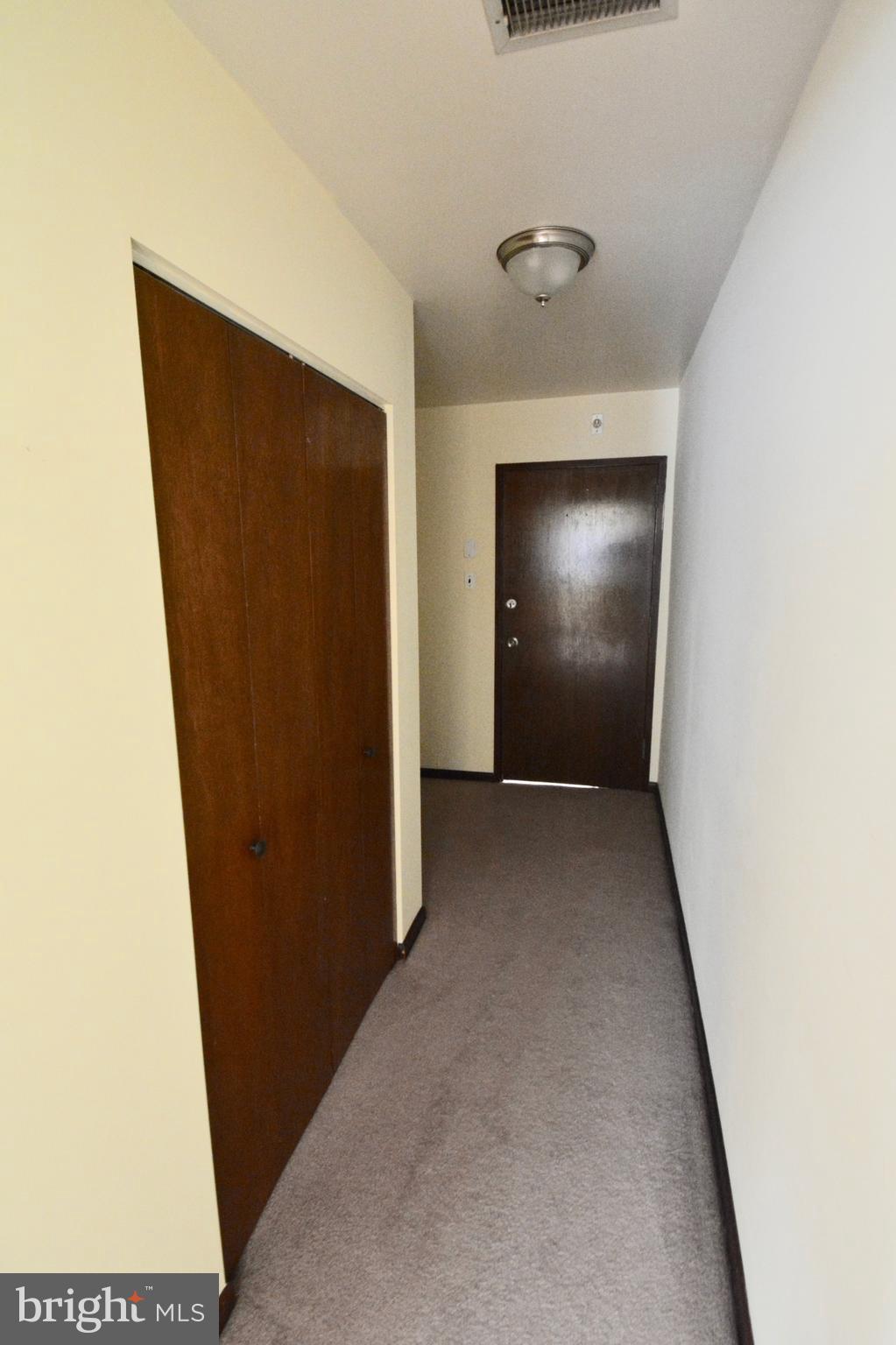 FAIRMOUNT - Residential Lease