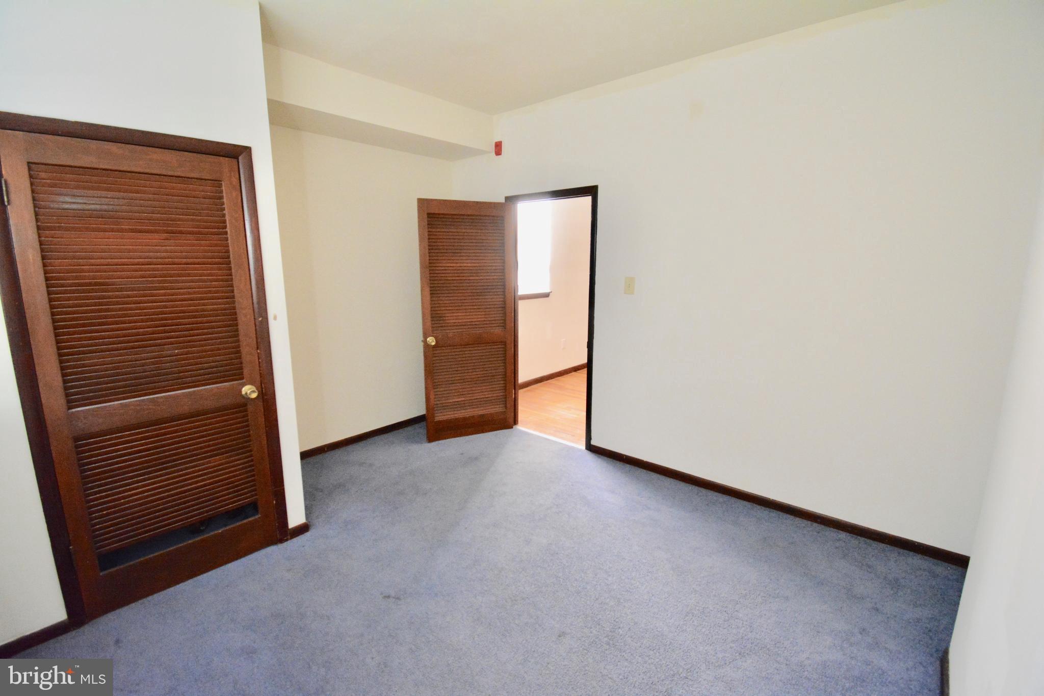 FAIRMOUNT - Residential Lease