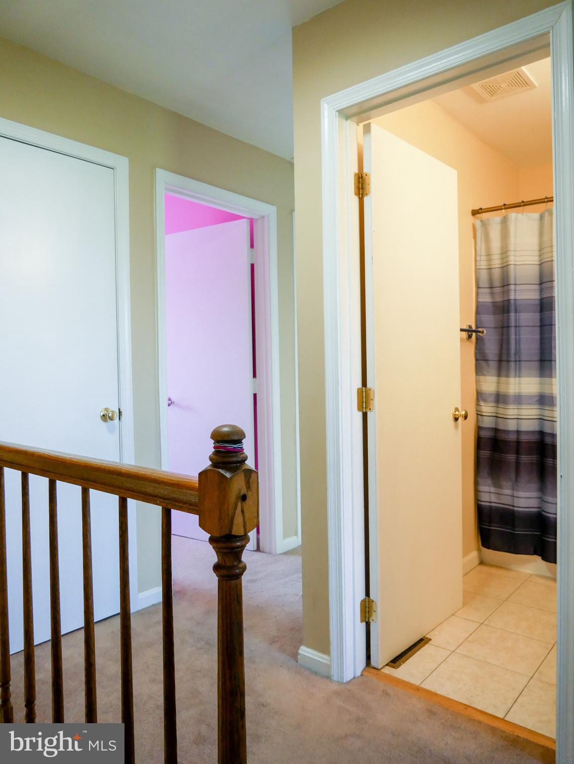 ROBIN MEADOWS - Residential