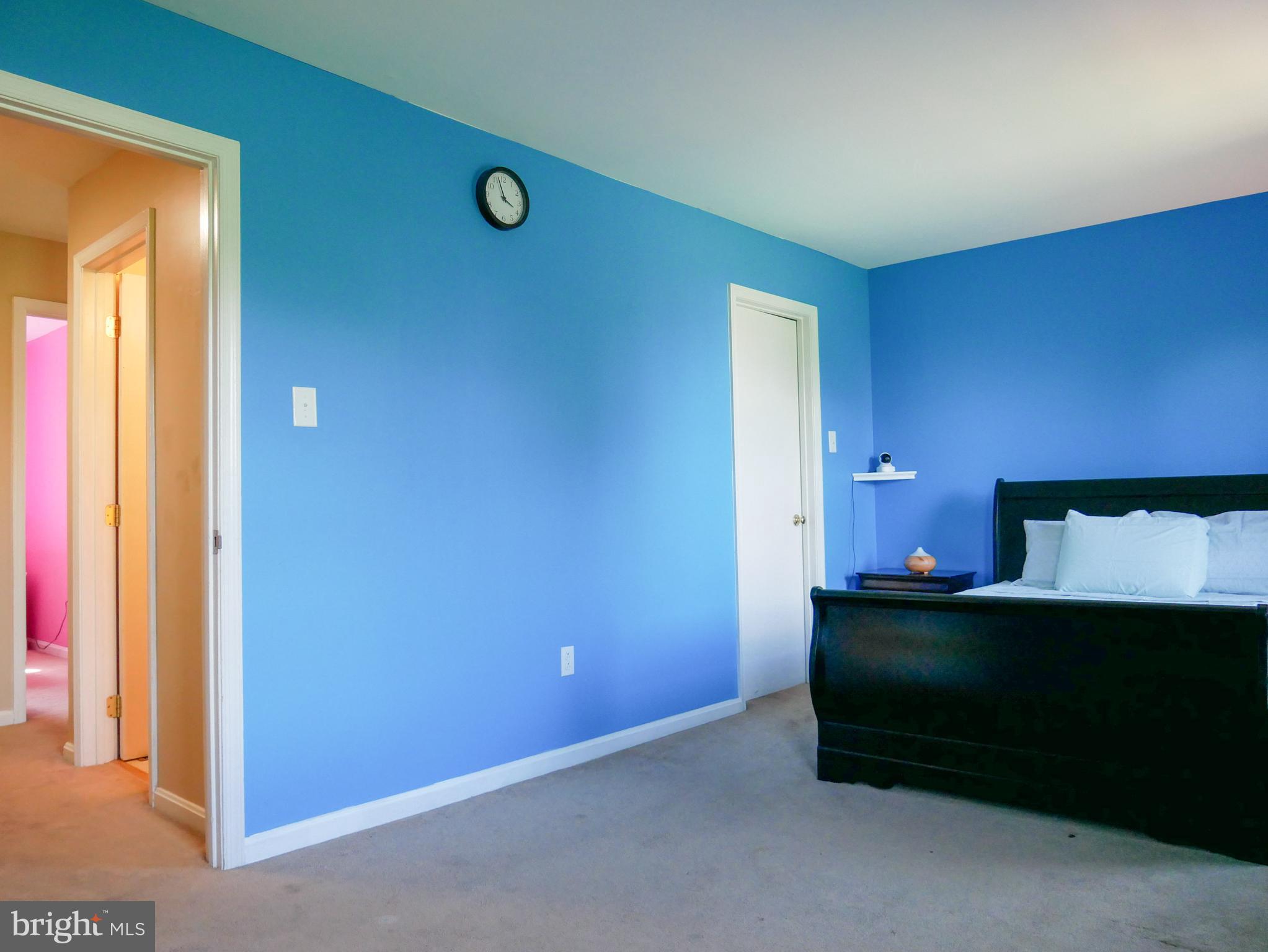 ROBIN MEADOWS - Residential