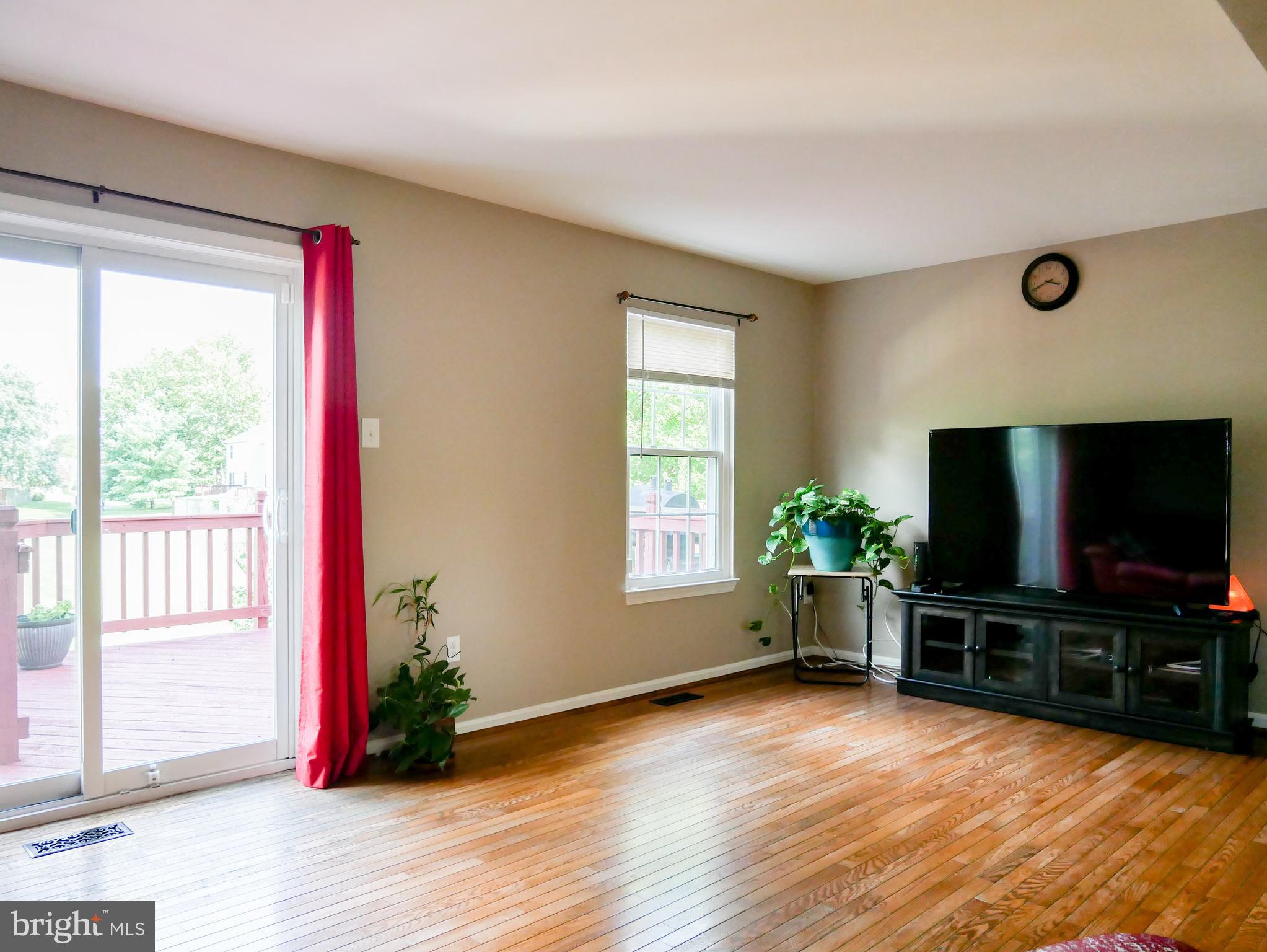 ROBIN MEADOWS - Residential