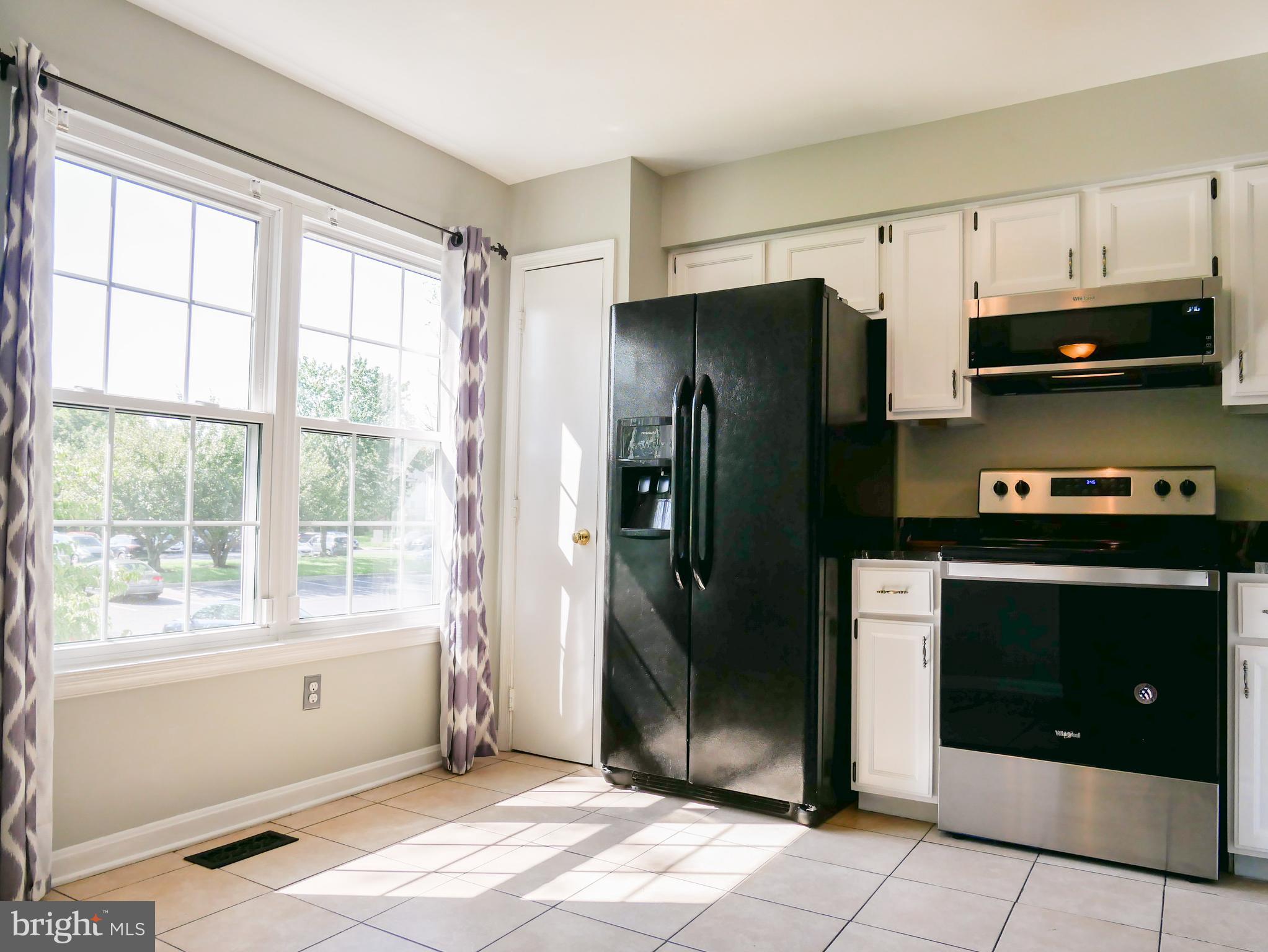 ROBIN MEADOWS - Residential