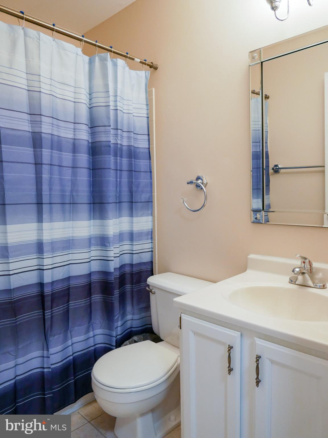 ROBIN MEADOWS - Residential