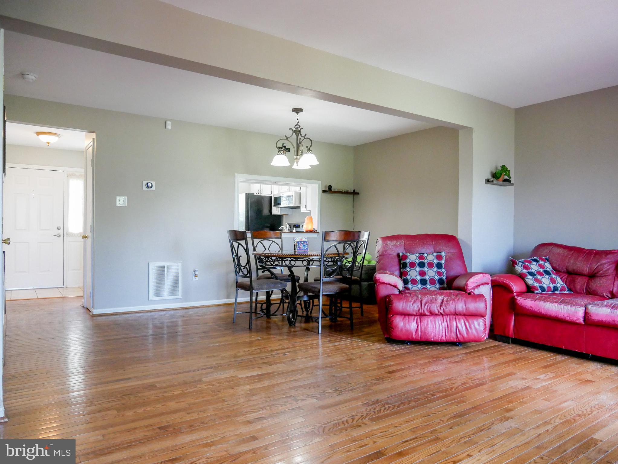 ROBIN MEADOWS - Residential