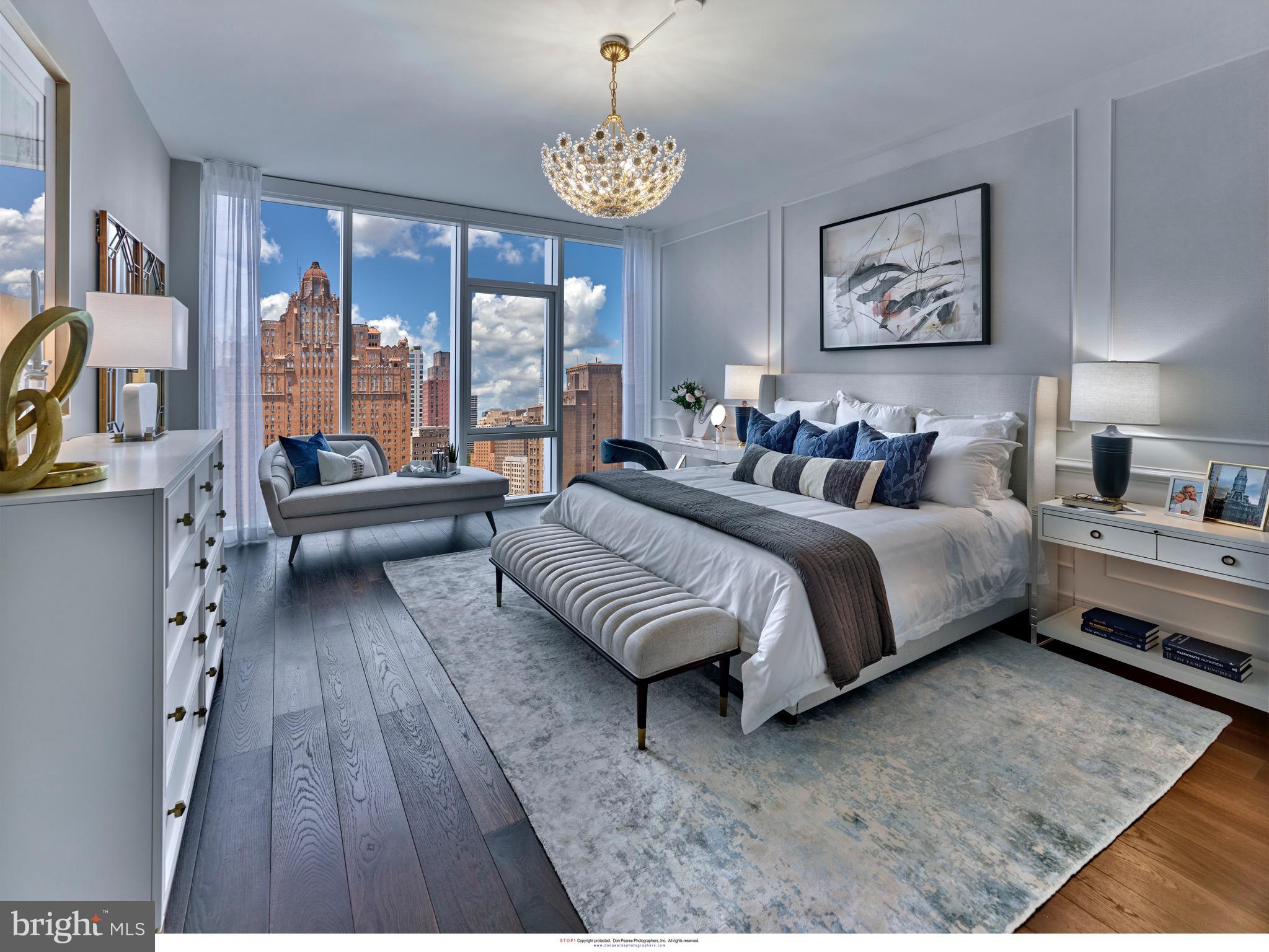 AVENUE OF THE ARTS - Residential