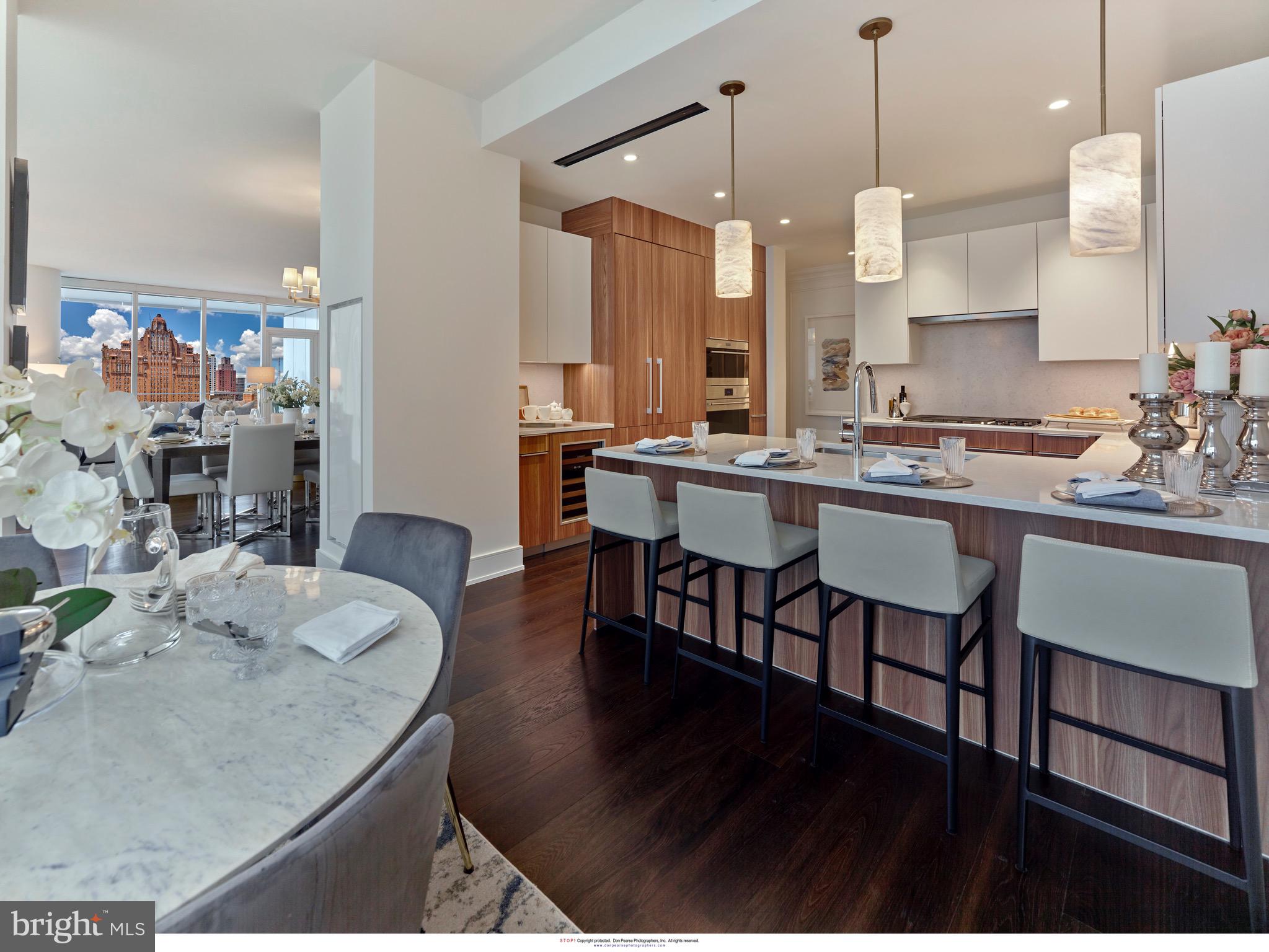 AVENUE OF THE ARTS - Residential