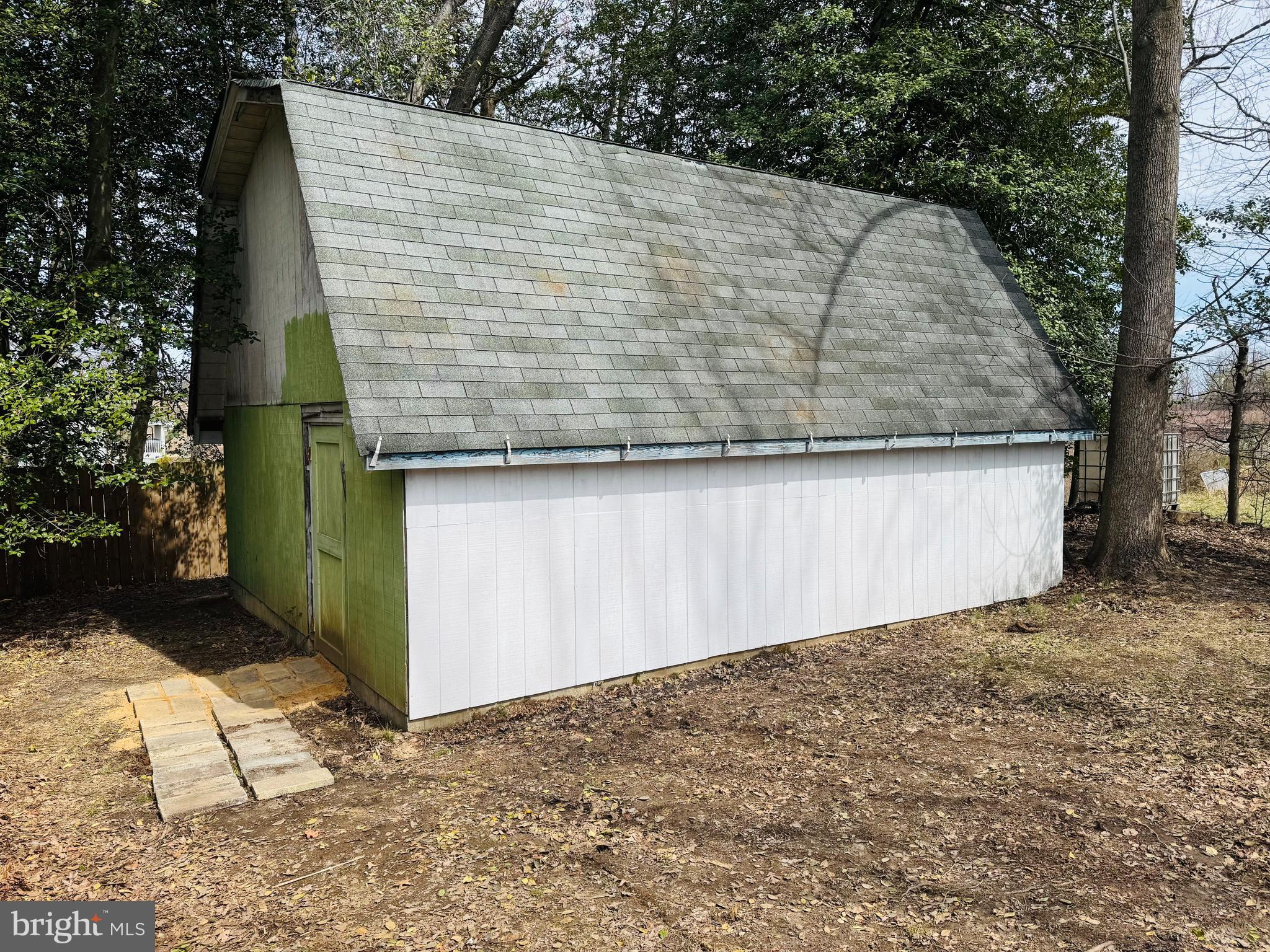 WEST LAUREL - Residential