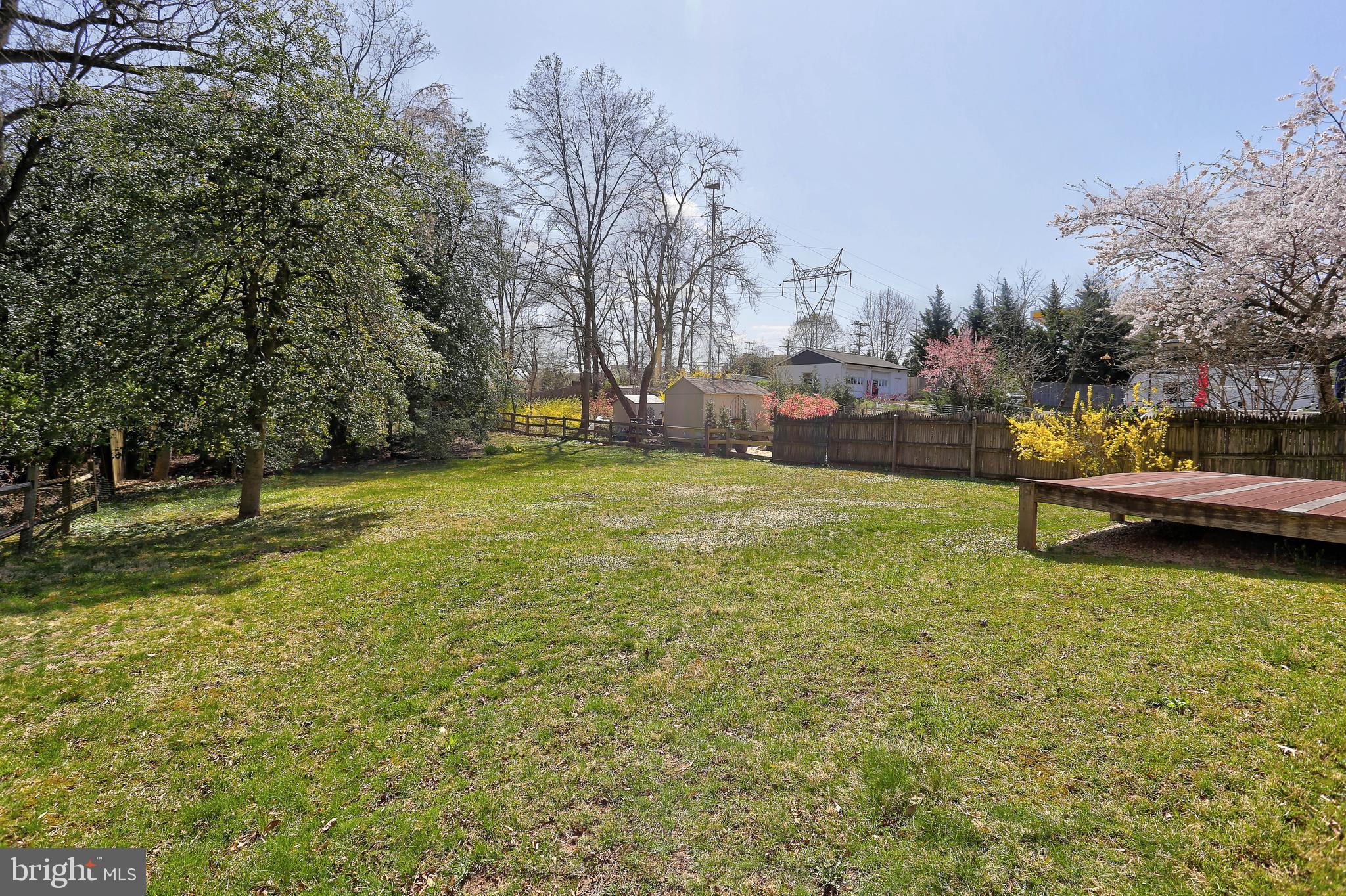 WEST LAUREL - Residential