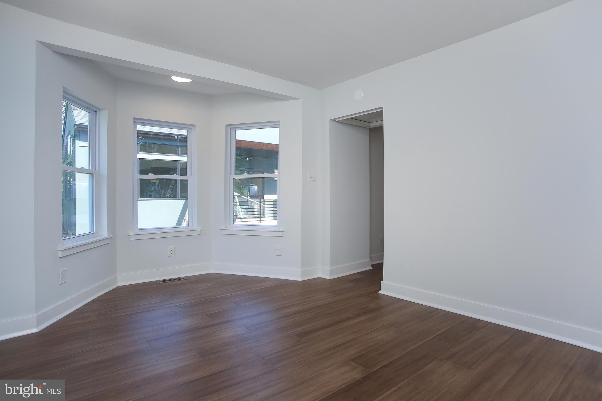 000 - Residential Lease