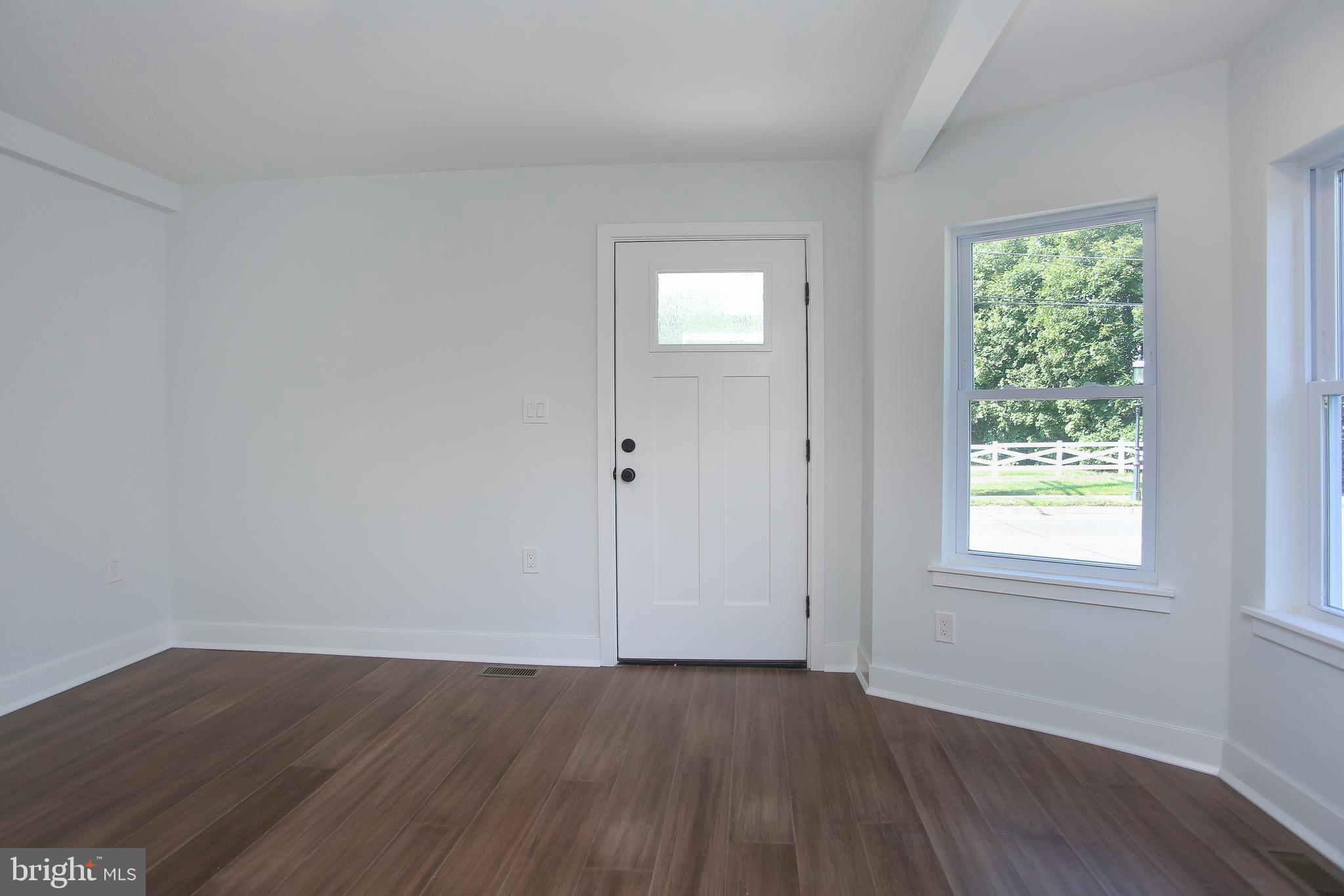 000 - Residential Lease