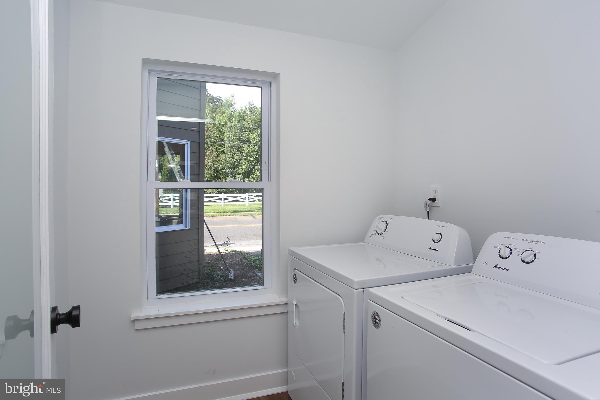 000 - Residential Lease