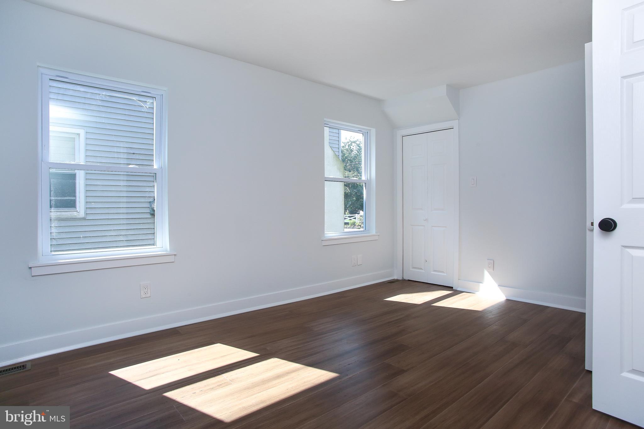 000 - Residential Lease