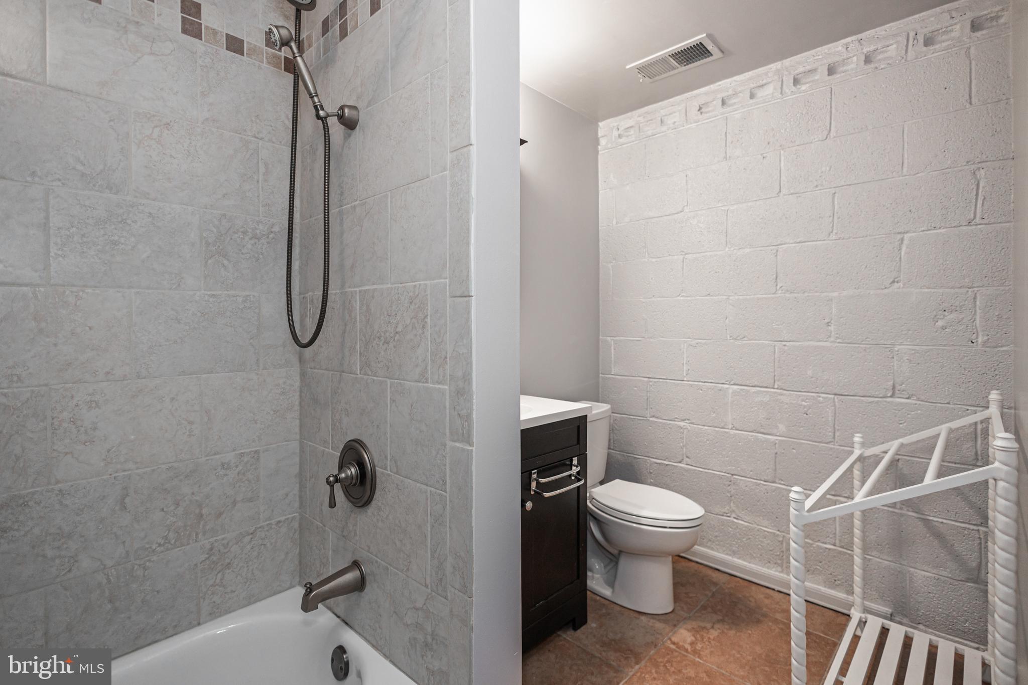 WEST ACRES - Residential