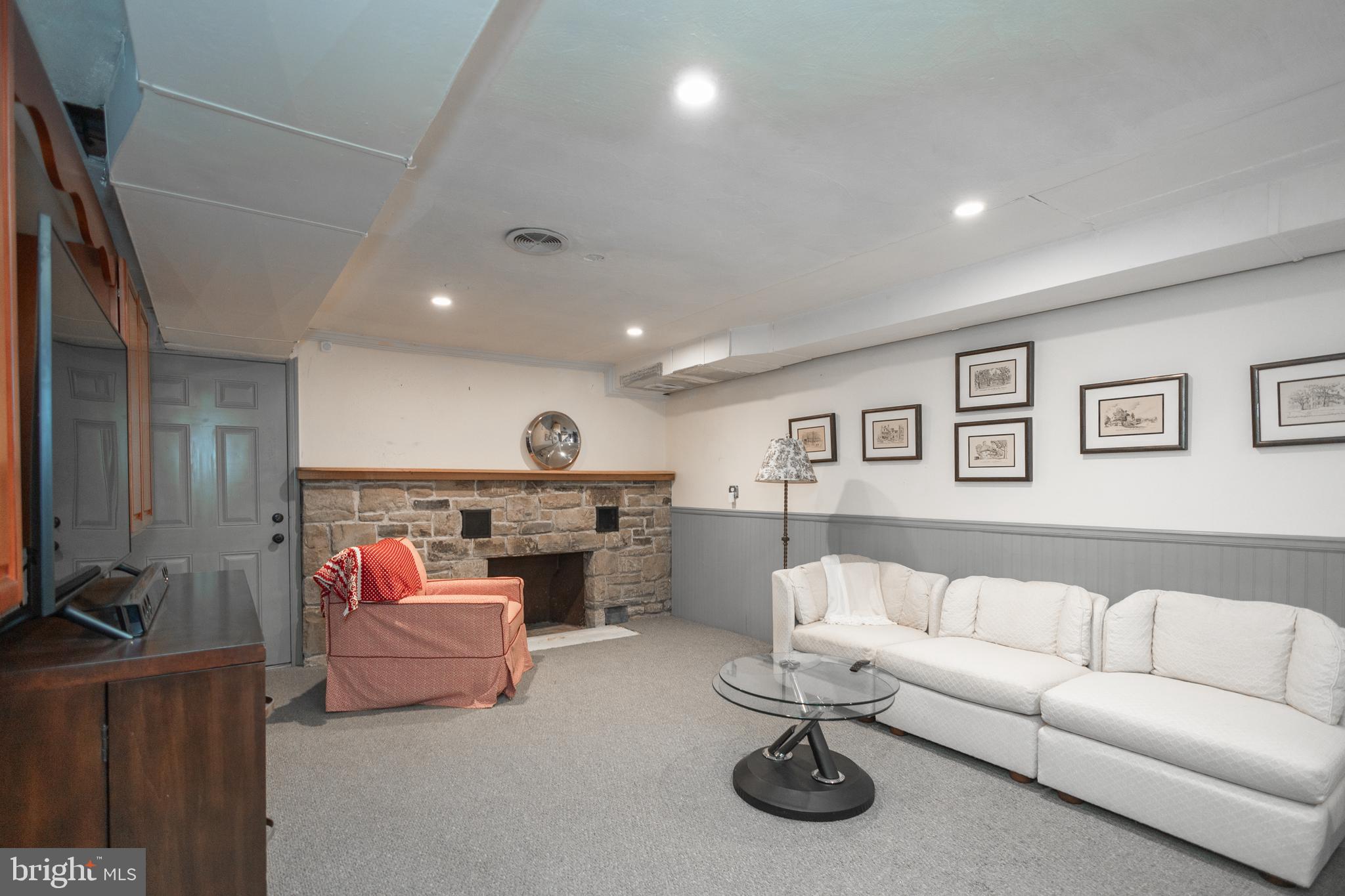 WEST ACRES - Residential