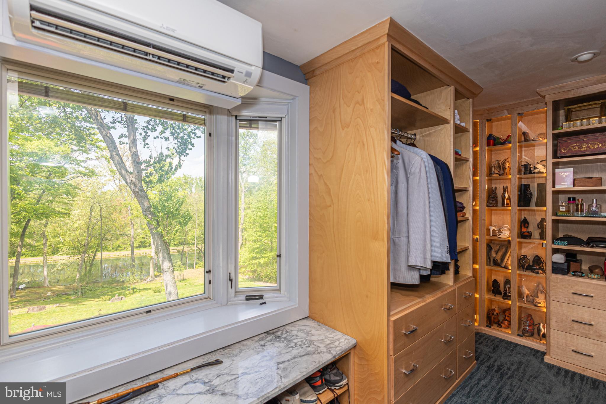 WEST ACRES - Residential