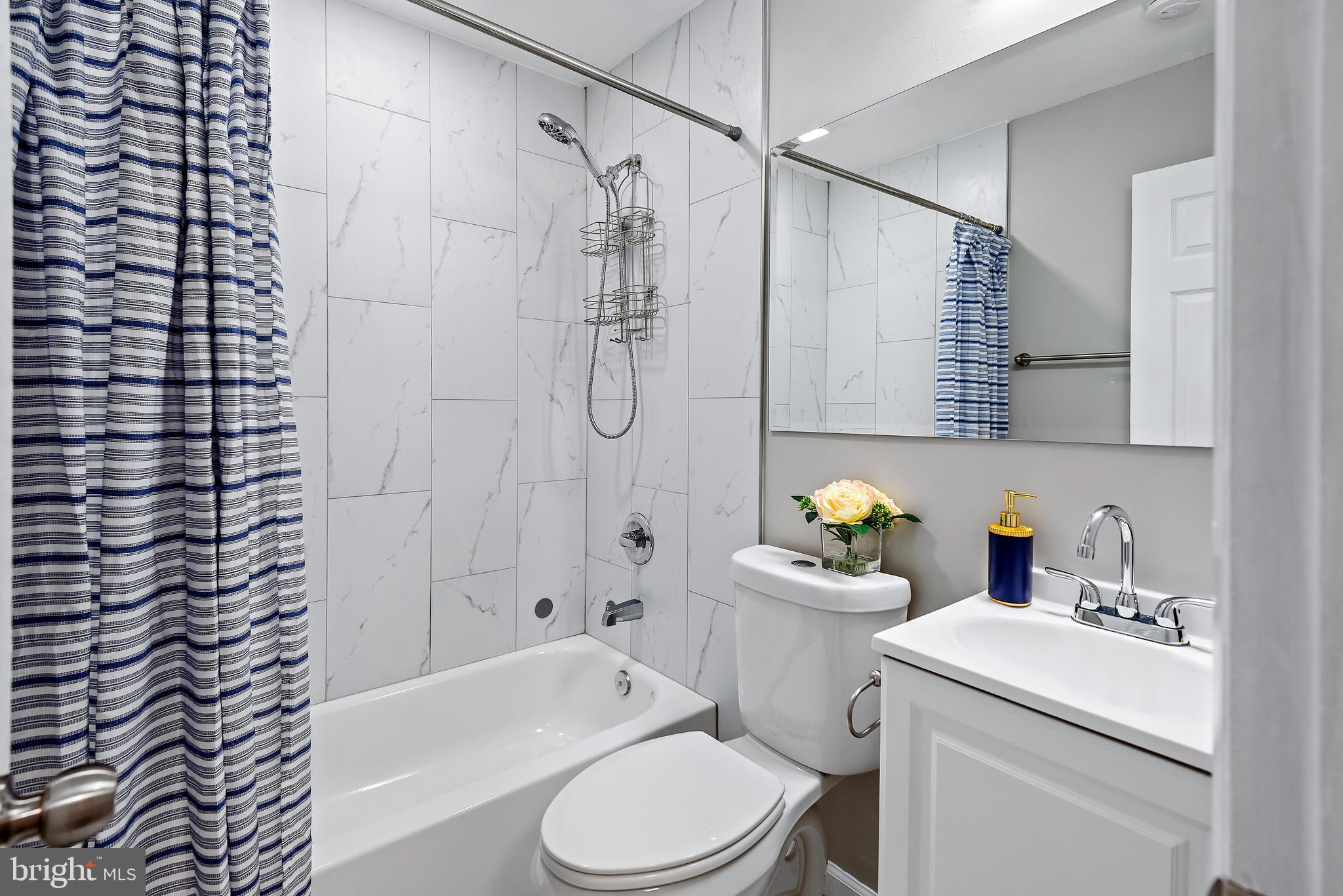 HUNTSMOOR VILLAGE NORTH - Residential