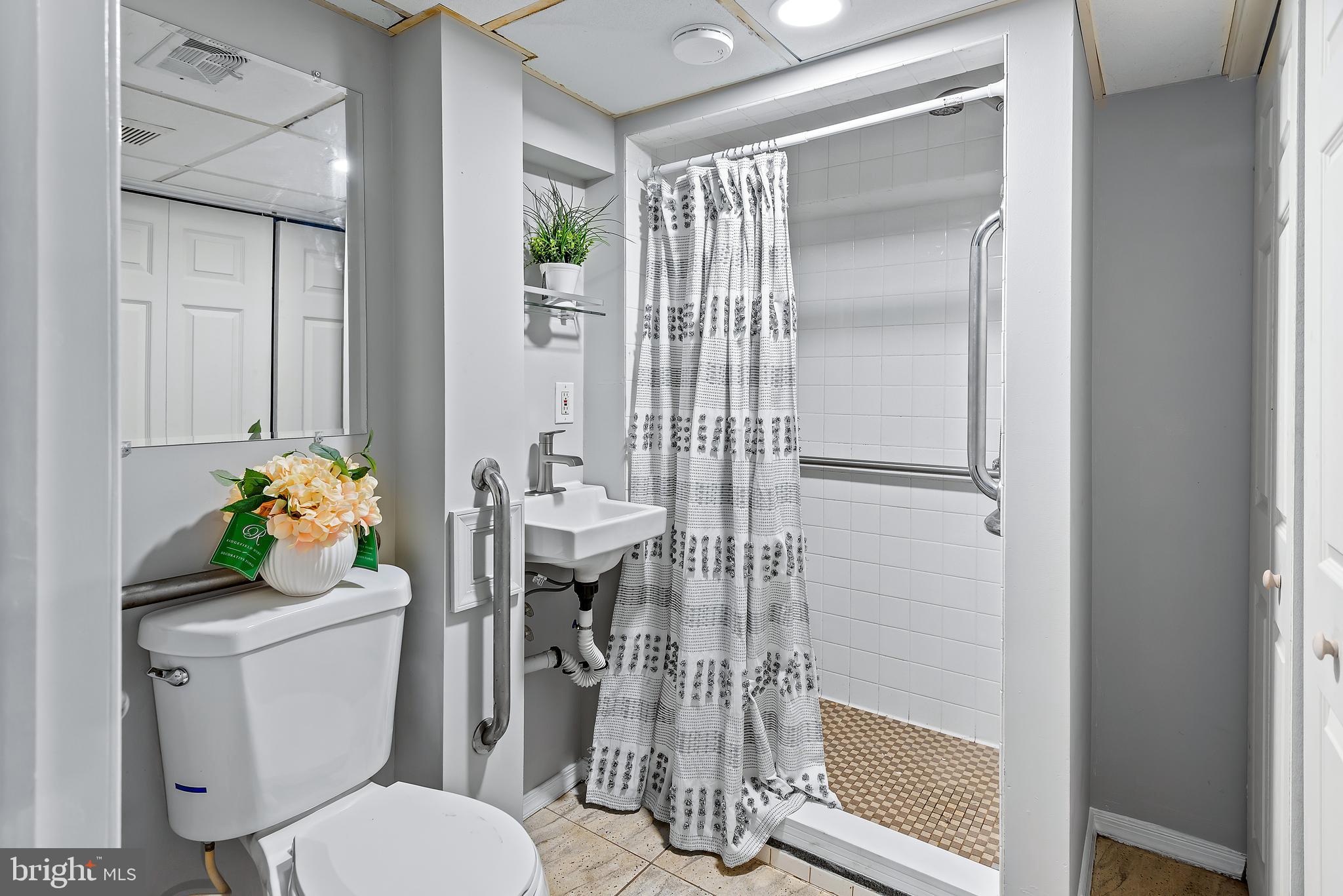 HUNTSMOOR VILLAGE NORTH - Residential