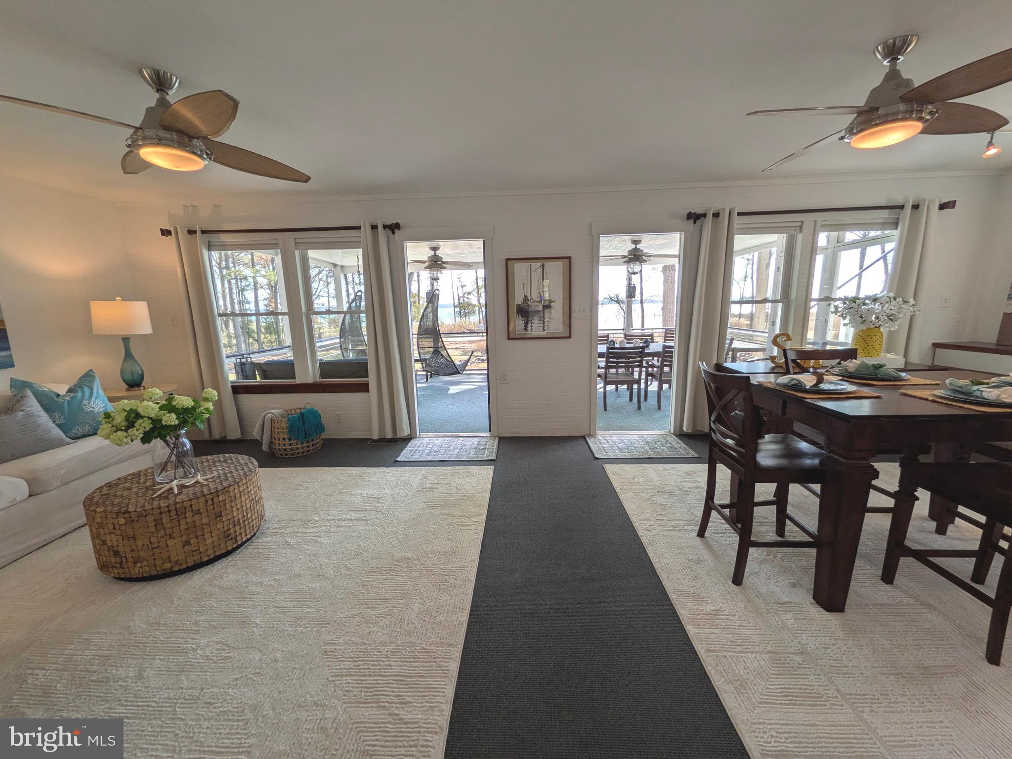 TOWN POINT ESTATES - Residential