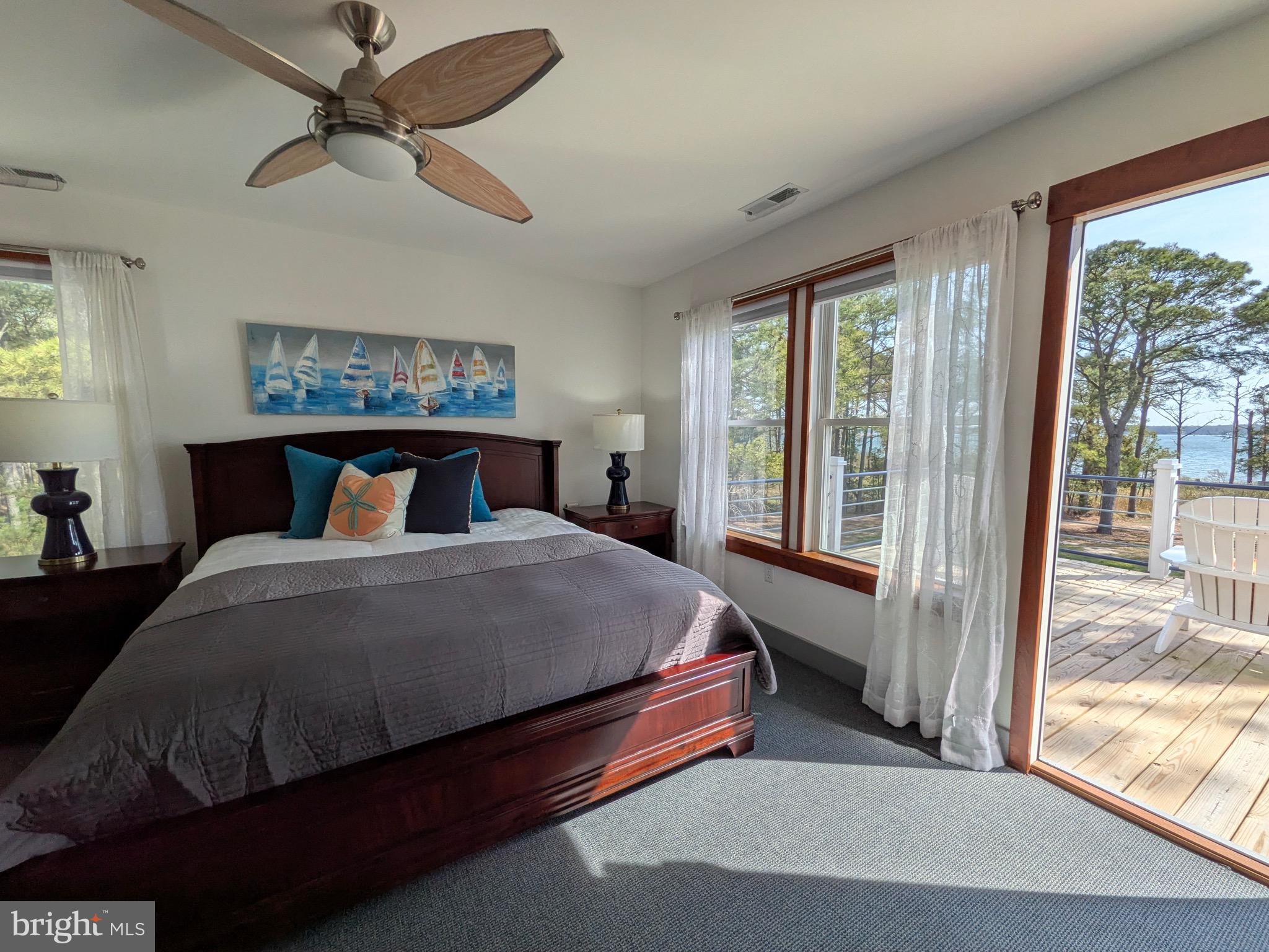 TOWN POINT ESTATES - Residential