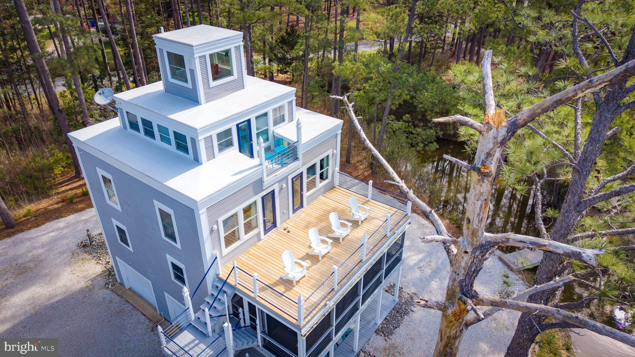 TOWN POINT ESTATES - Residential