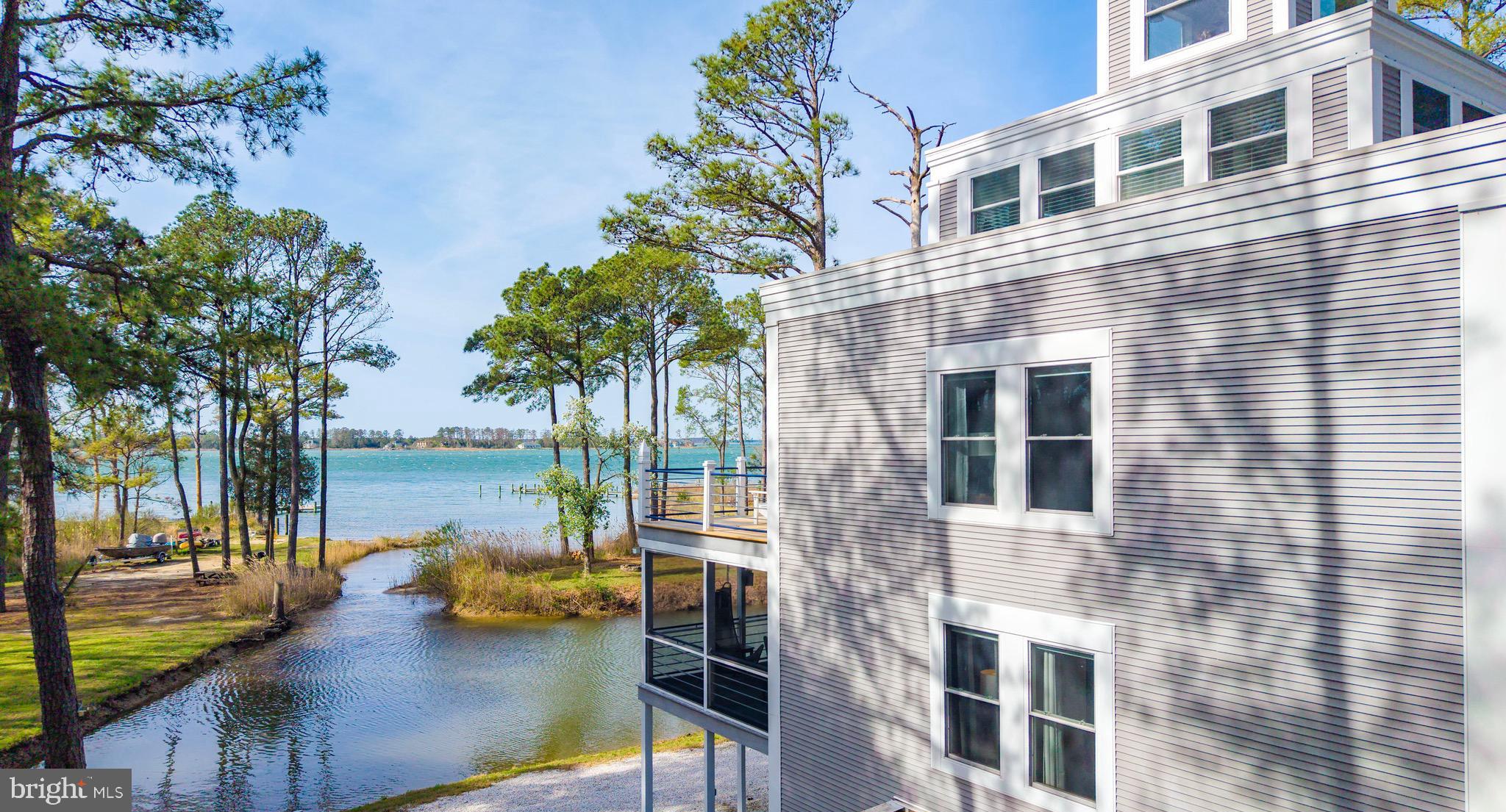 TOWN POINT ESTATES - Residential