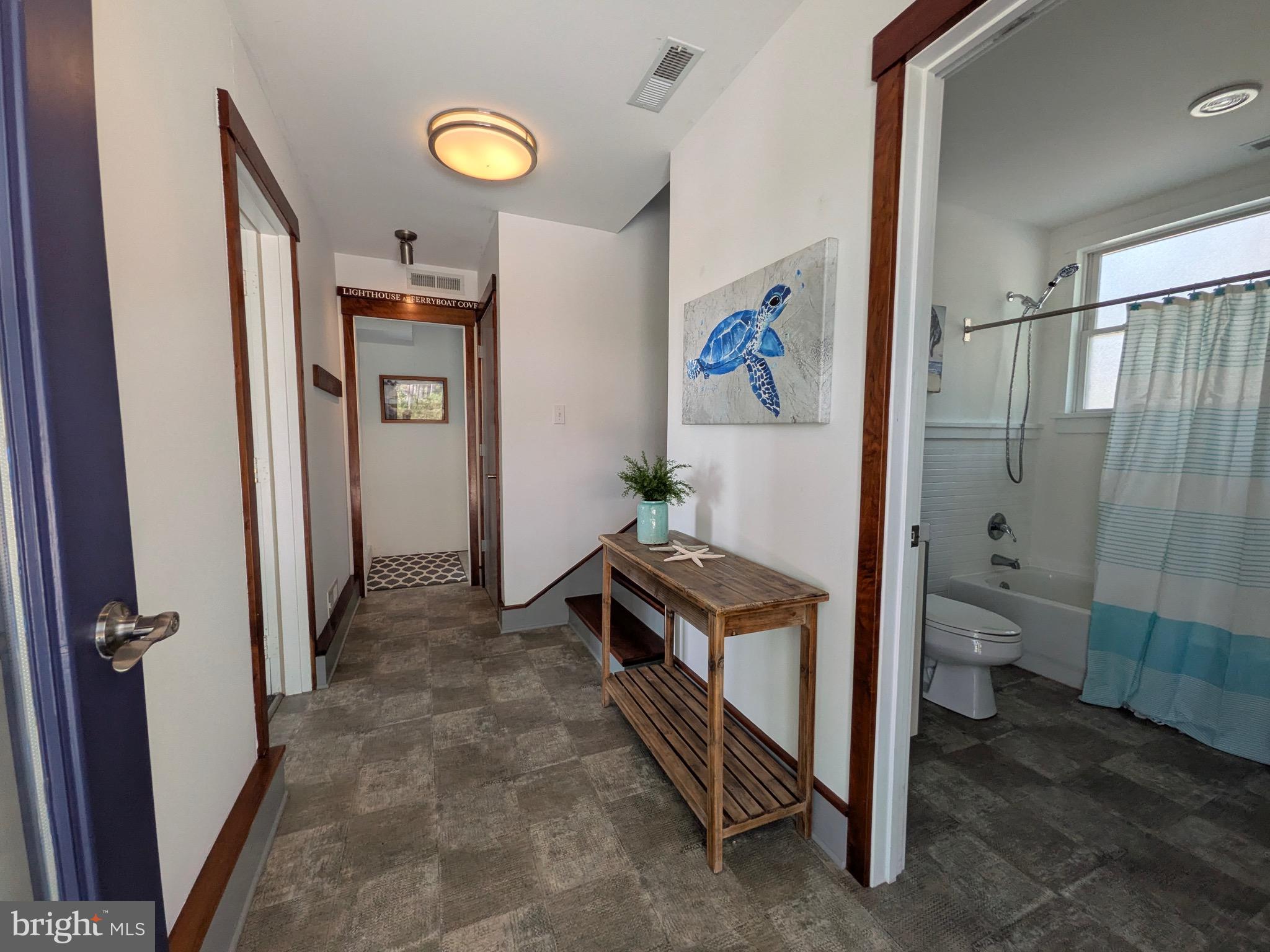 TOWN POINT ESTATES - Residential