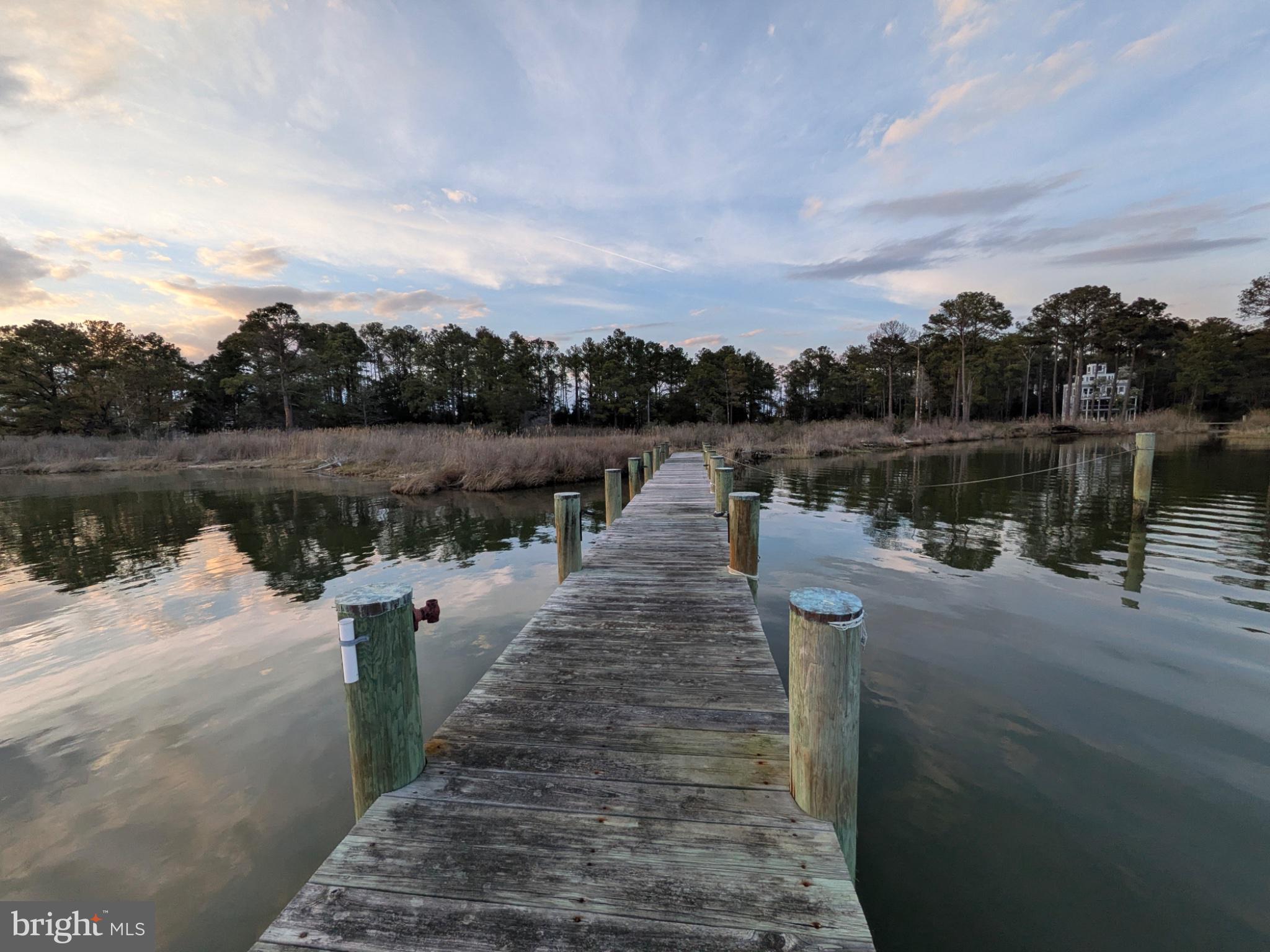 TOWN POINT ESTATES - Residential