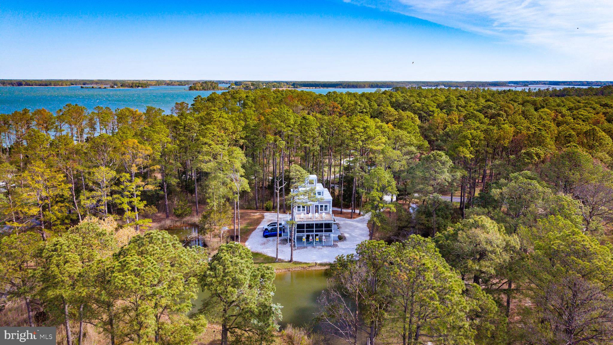 TOWN POINT ESTATES - Residential