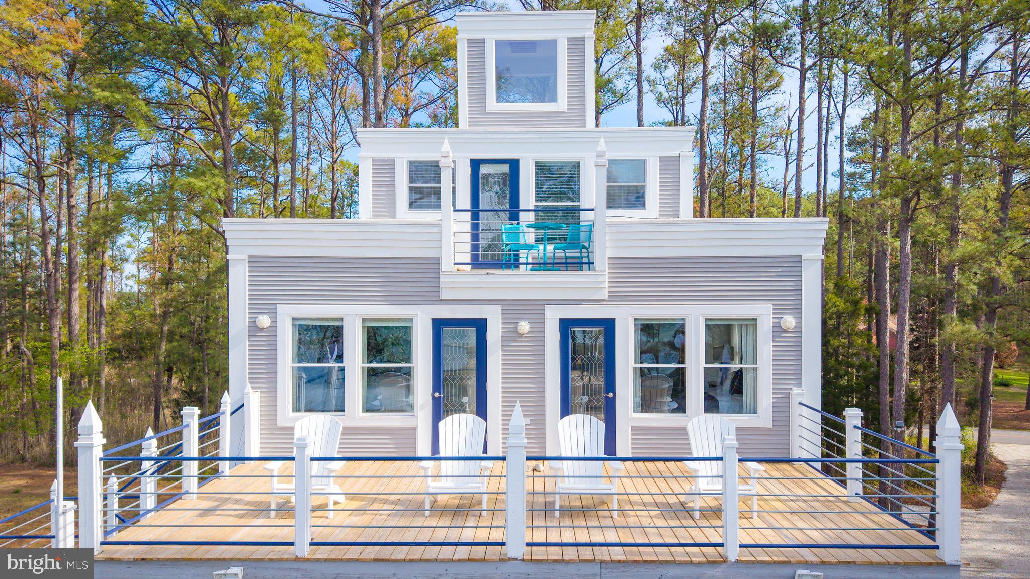 TOWN POINT ESTATES - Residential