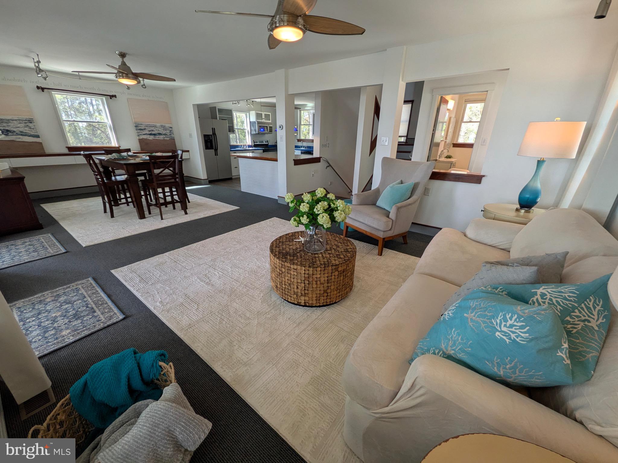 TOWN POINT ESTATES - Residential