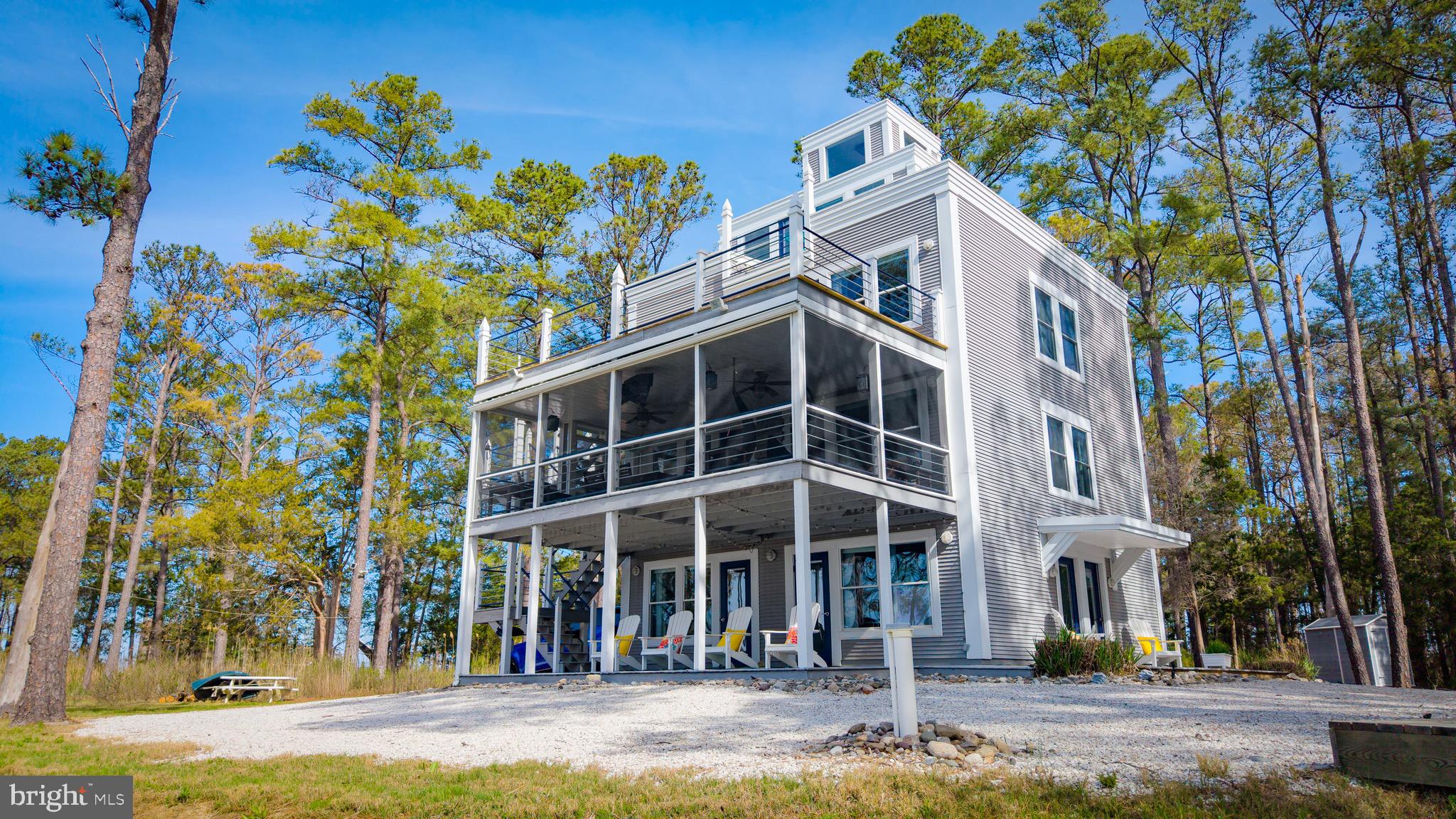 TOWN POINT ESTATES - Residential