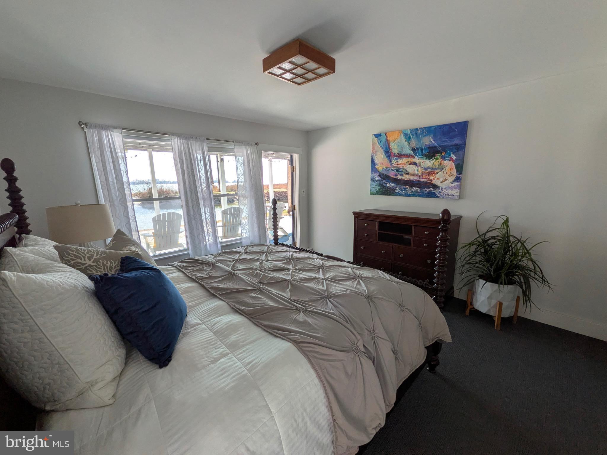 TOWN POINT ESTATES - Residential