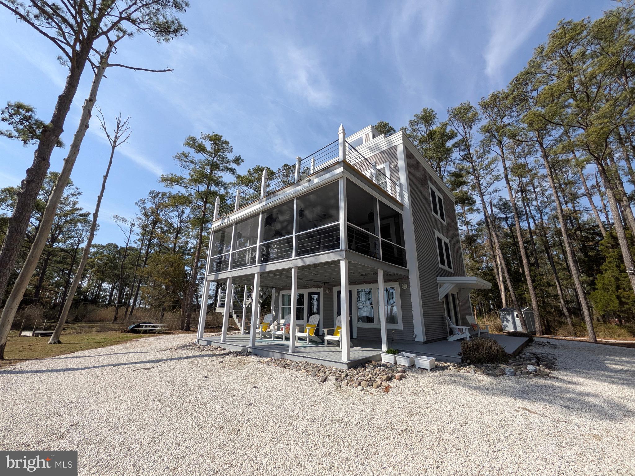 TOWN POINT ESTATES - Residential