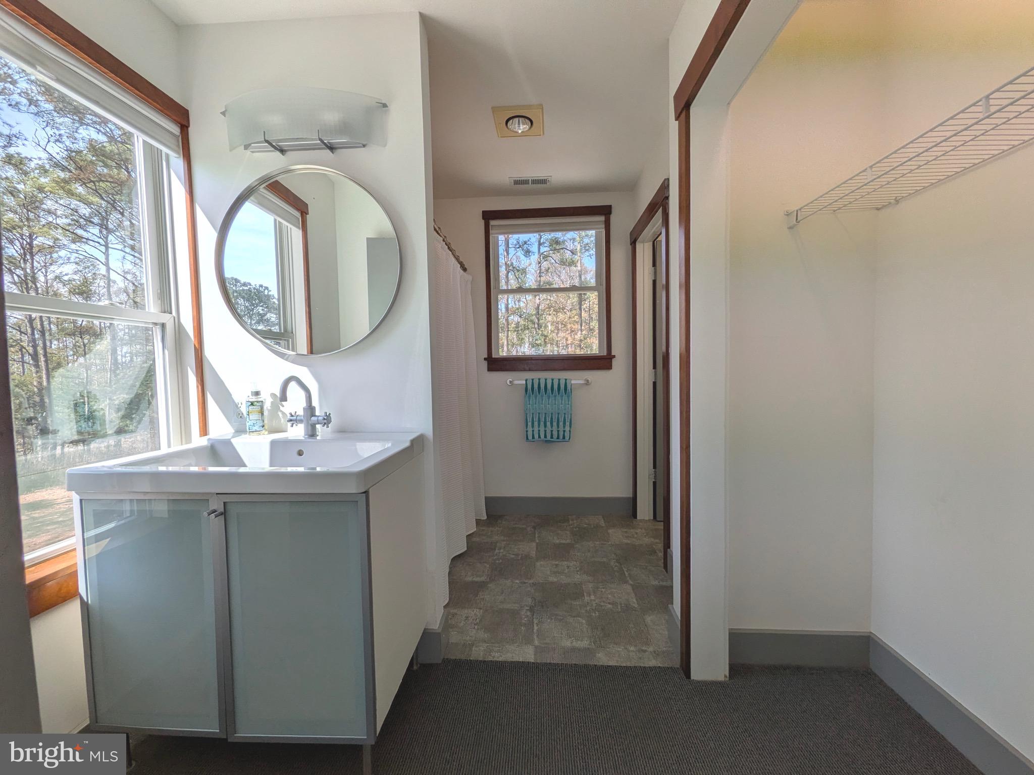 TOWN POINT ESTATES - Residential