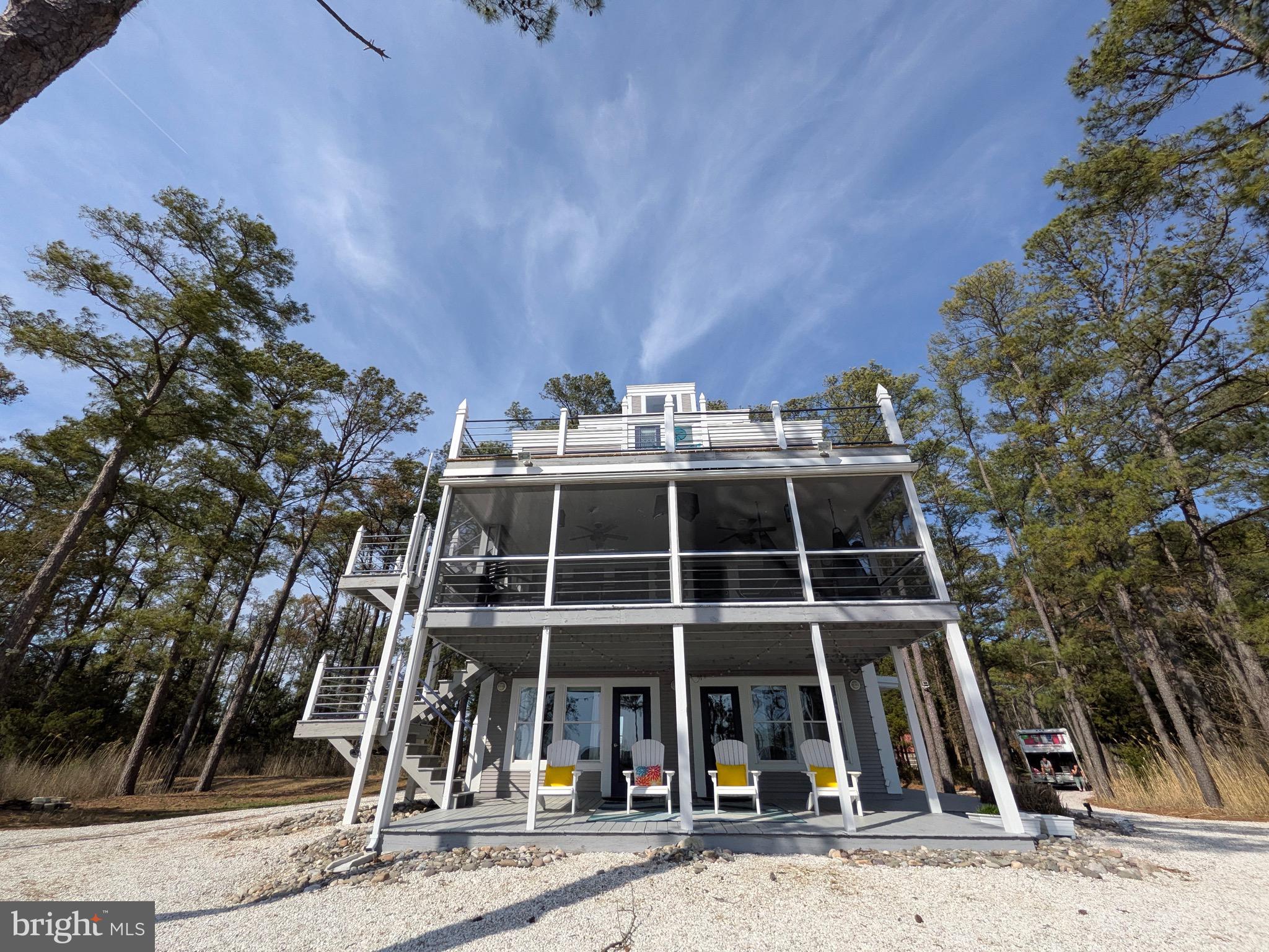 TOWN POINT ESTATES - Residential