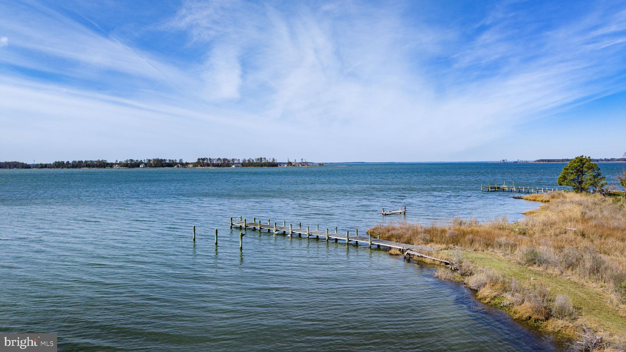 TOWN POINT ESTATES - Residential