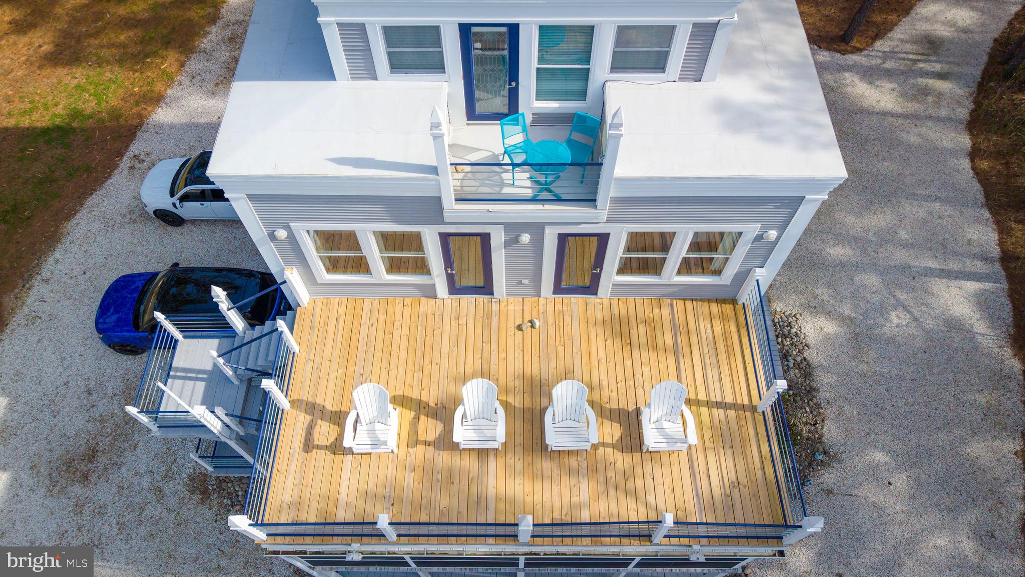 TOWN POINT ESTATES - Residential