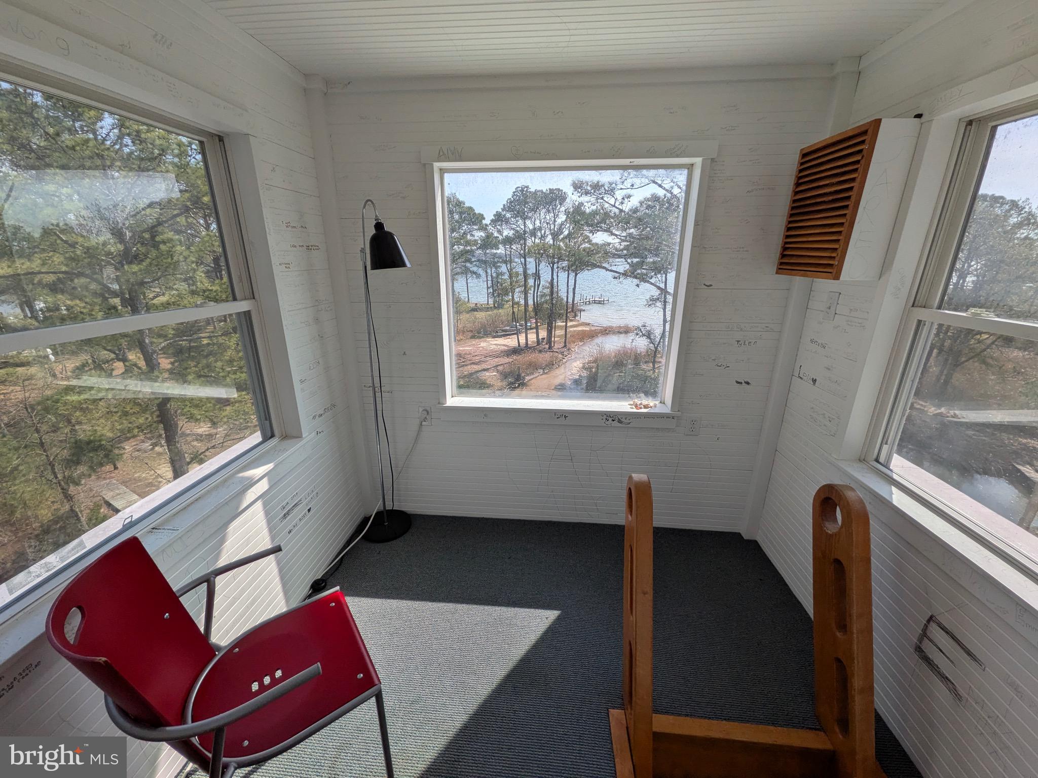 TOWN POINT ESTATES - Residential