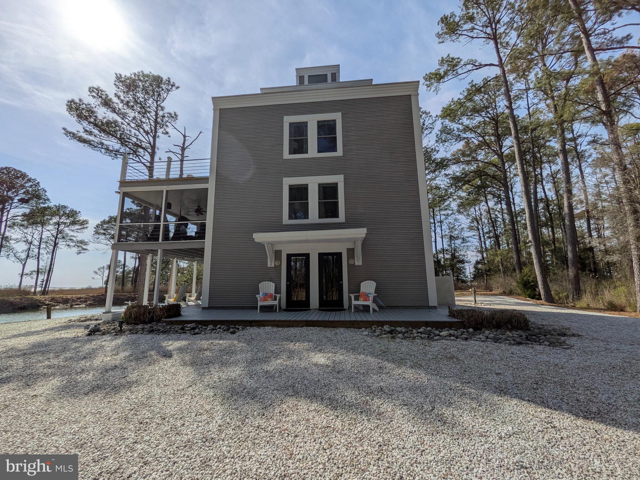 TOWN POINT ESTATES - Residential