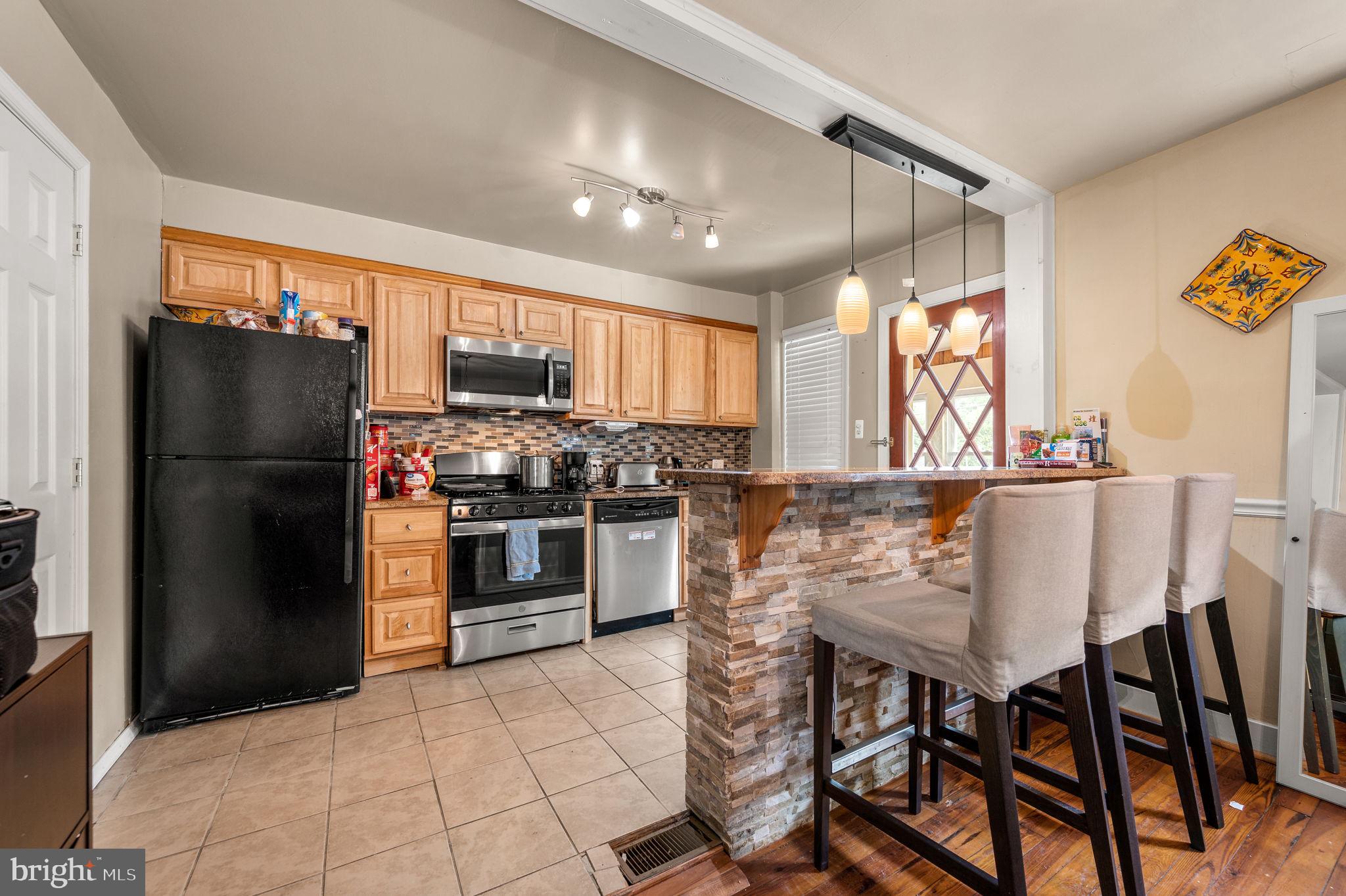 WESTINGHOUSE VLG - Residential